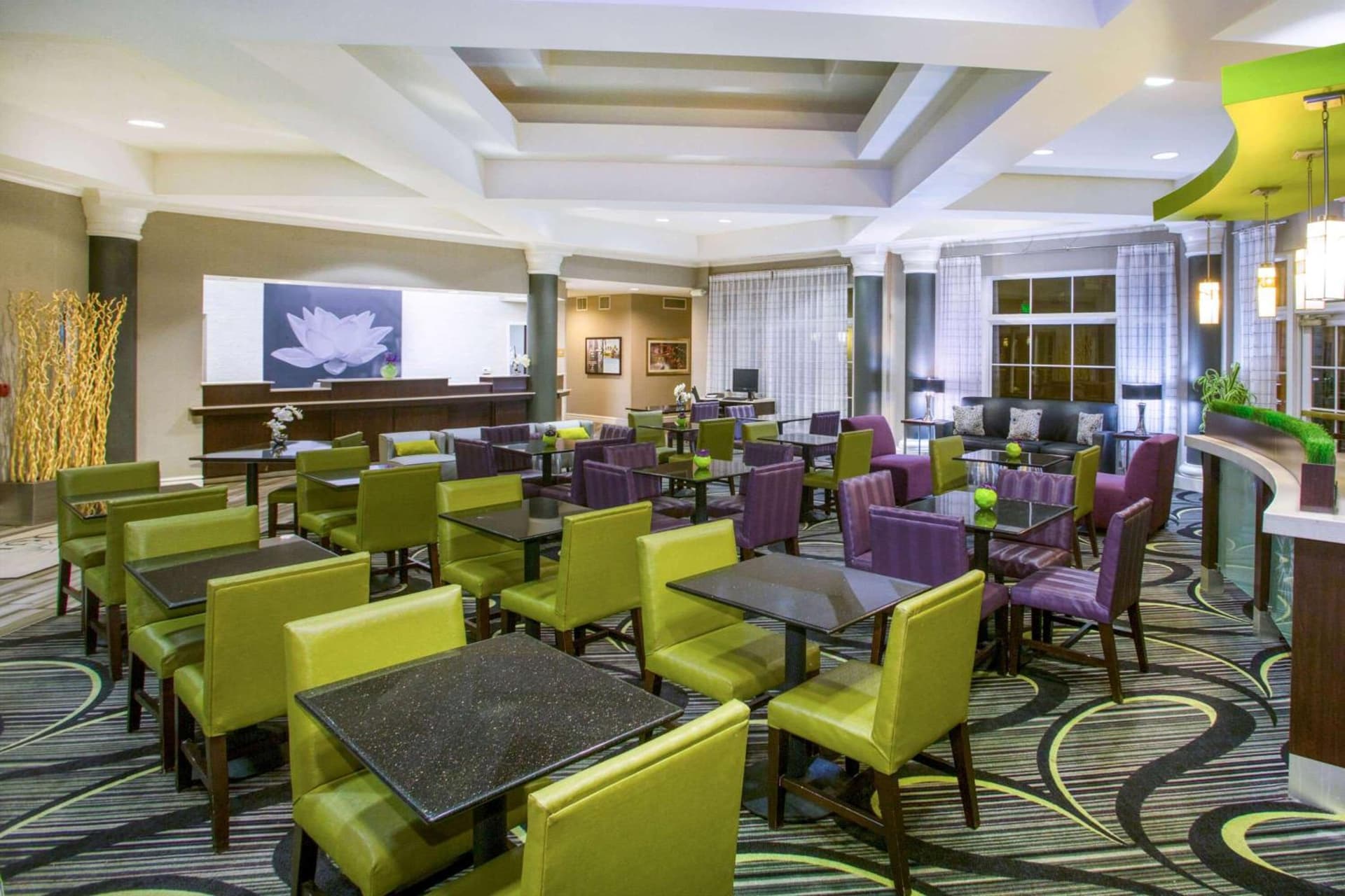 La Quinta by Wyndham St. Louis Westport gallery photo in Saint Louis, MO — image 32