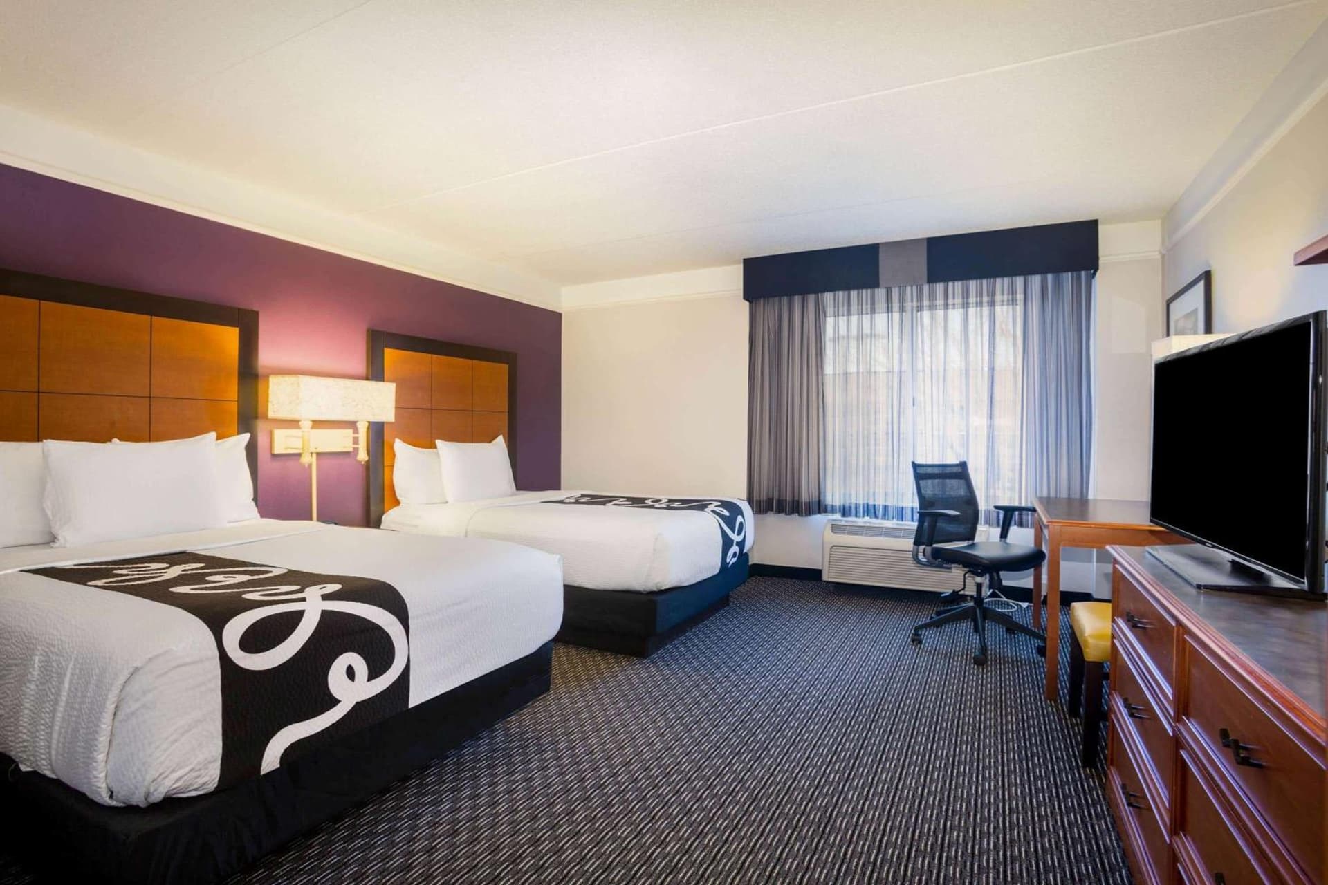 La Quinta by Wyndham St. Louis Westport gallery photo in Saint Louis, MO — image 12