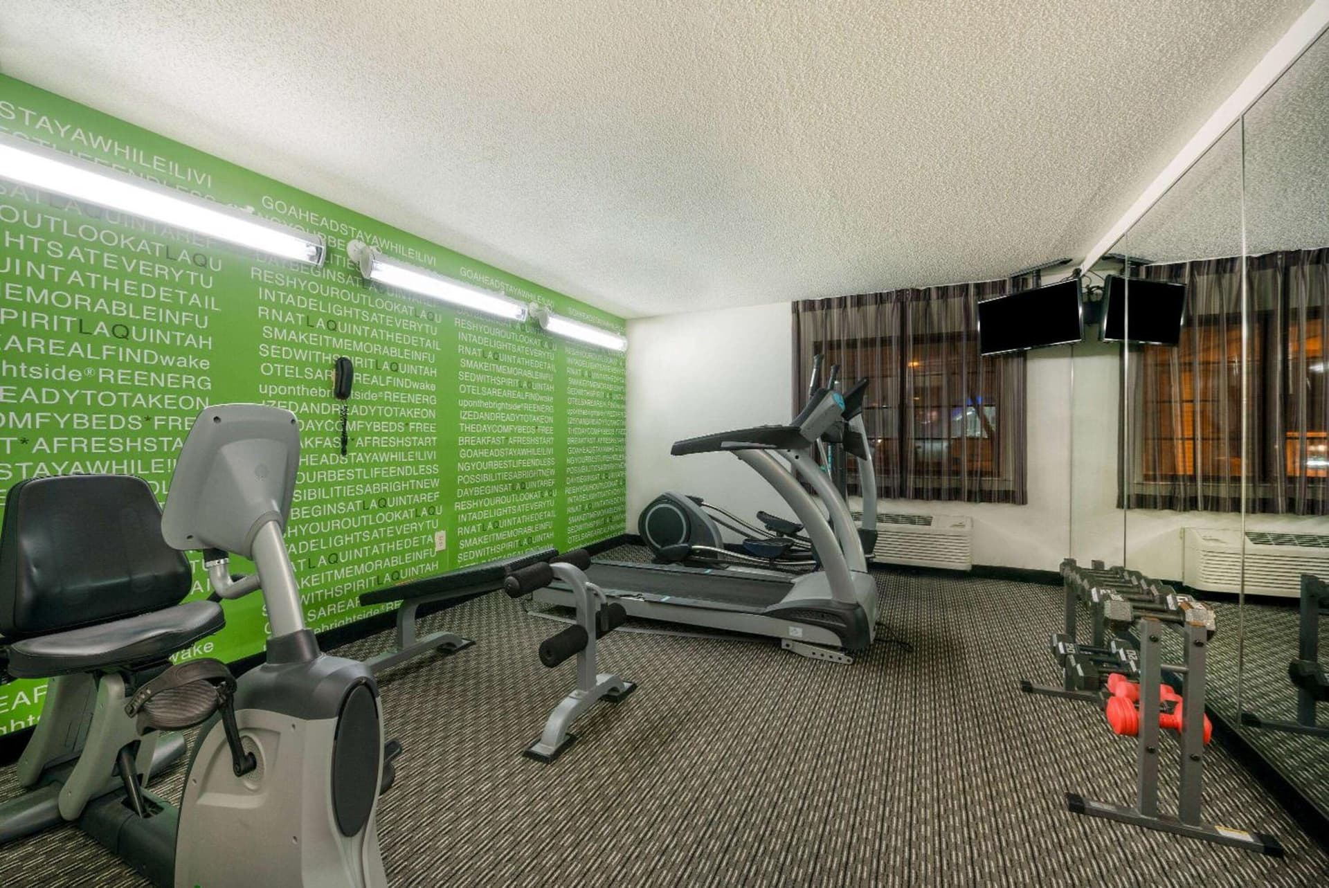 La Quinta by Wyndham Cleveland Macedonia gallery photo in Macedonia, OH — image 38