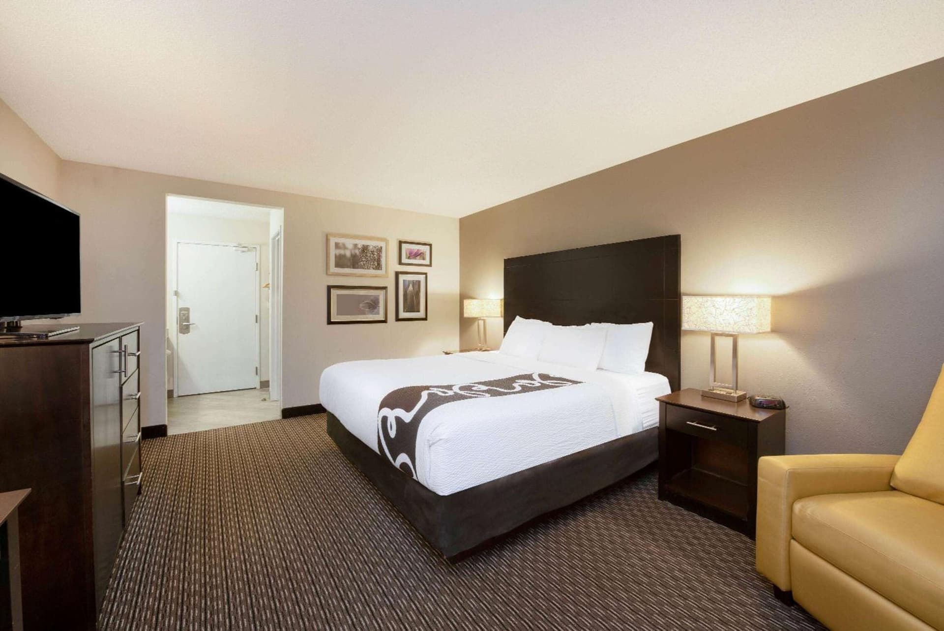La Quinta by Wyndham Cleveland Macedonia gallery photo in Macedonia, OH — image 51