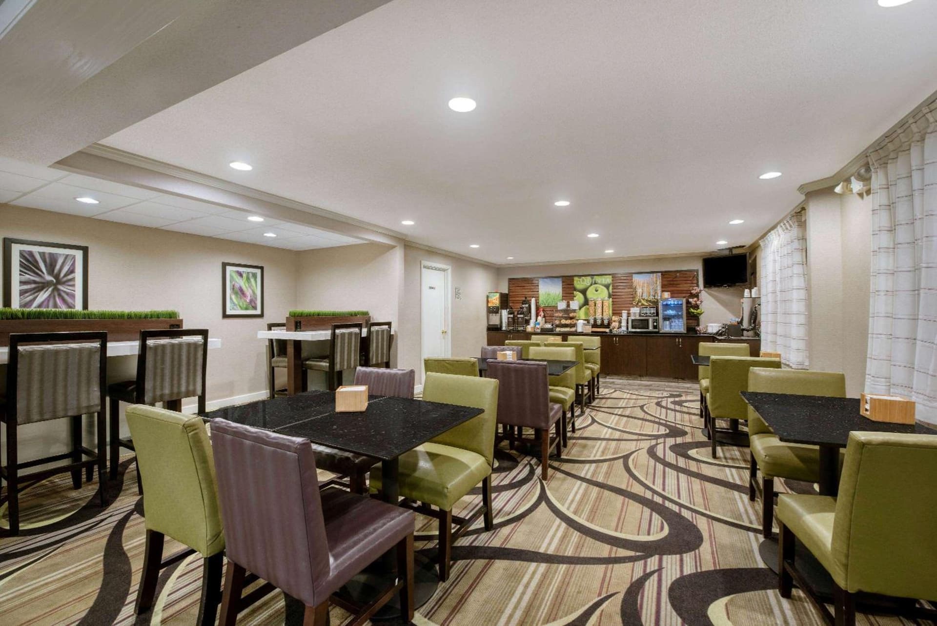 La Quinta by Wyndham Cleveland Macedonia gallery photo in Macedonia, OH — image 22
