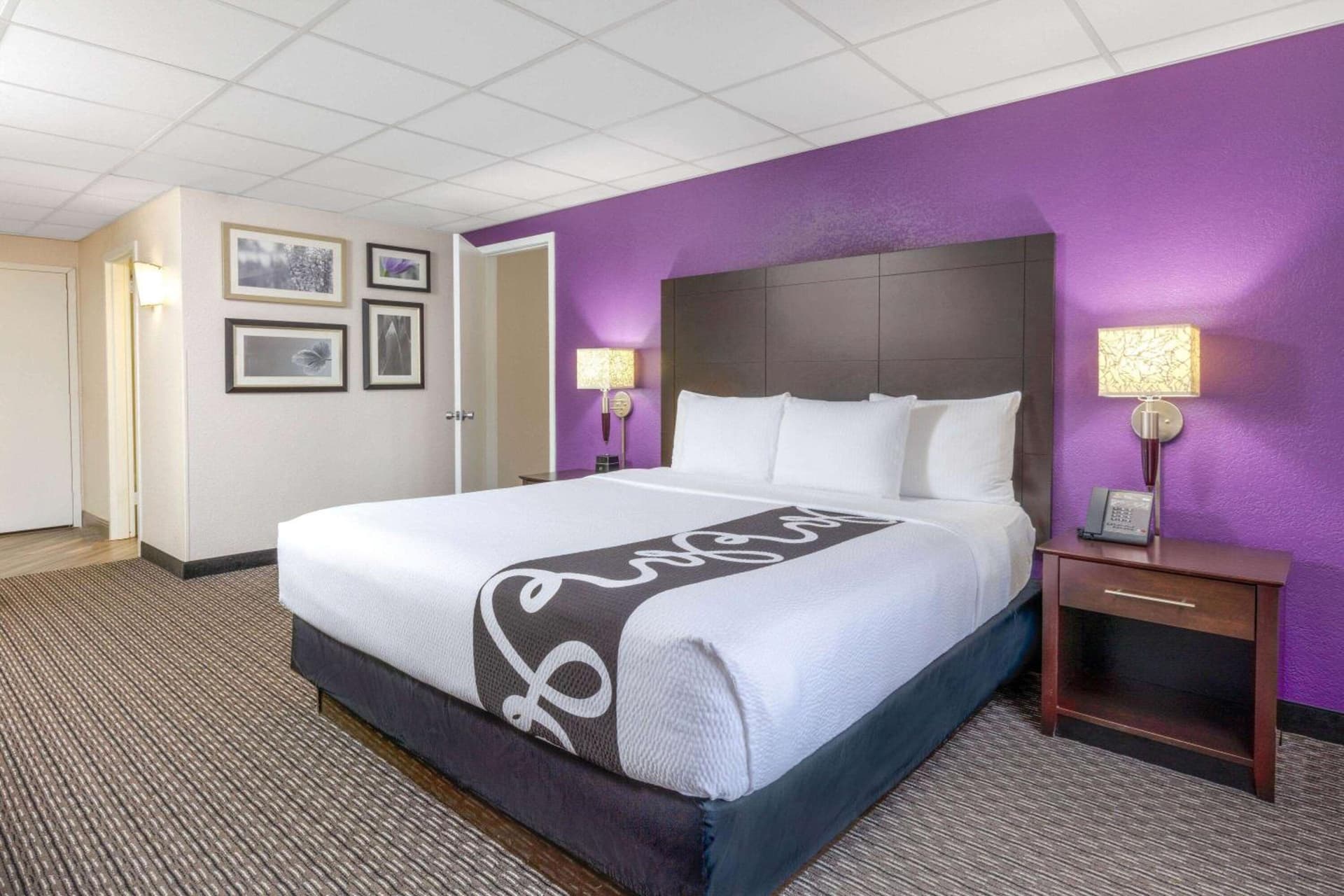 La Quinta by Wyndham Clifton/Rutherford gallery photo in Clifton, NJ — image 37