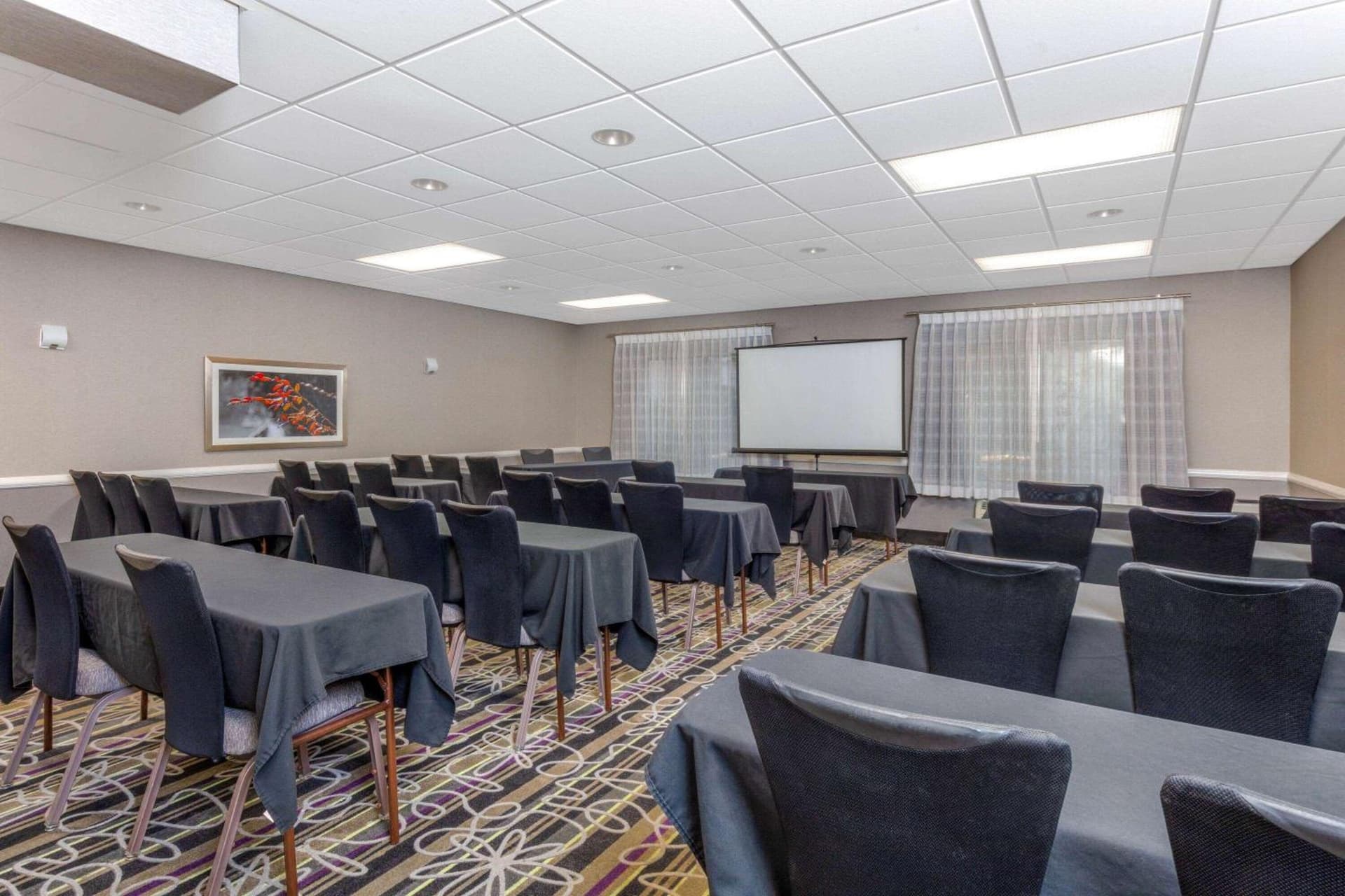 La Quinta by Wyndham Clifton/Rutherford gallery photo in Clifton, NJ — image 17