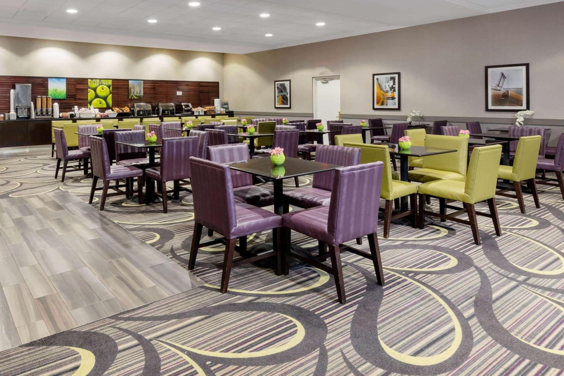 La Quinta by Wyndham Clifton/Rutherford gallery photo in Clifton, NJ — image 23