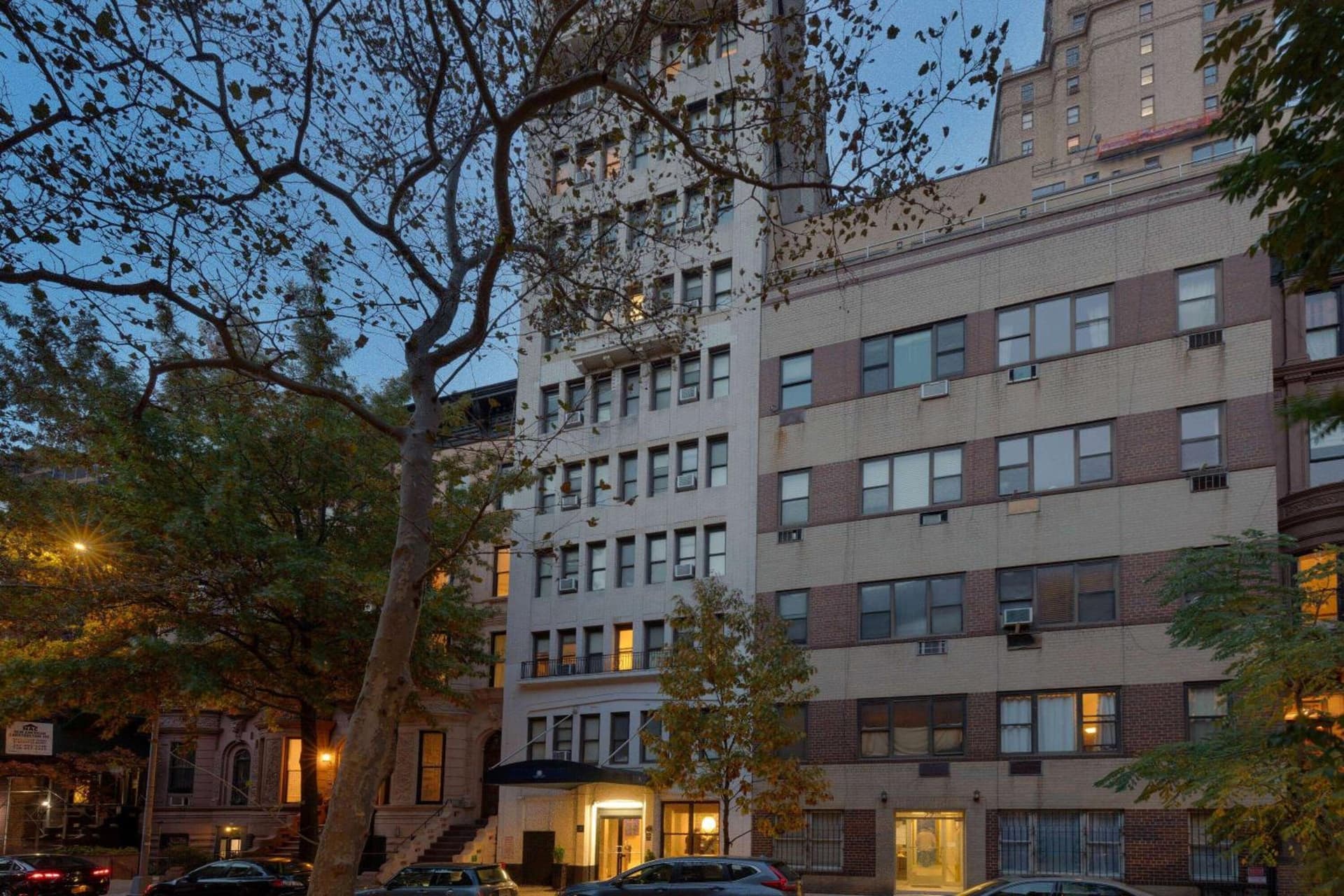 La Quinta by Wyndham New York City Central Park interior in New York, NY — gallery photo 2