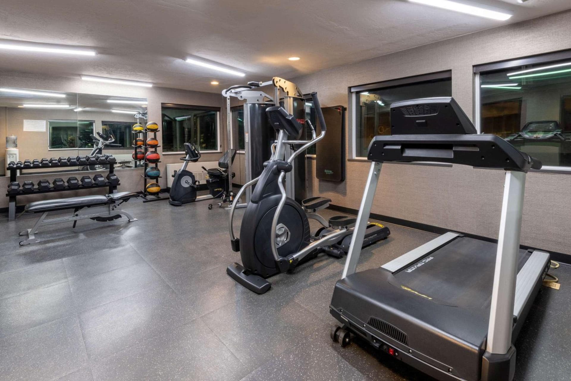 La Quinta by Wyndham Anchorage Airport gallery photo in Anchorage, AK — image 32