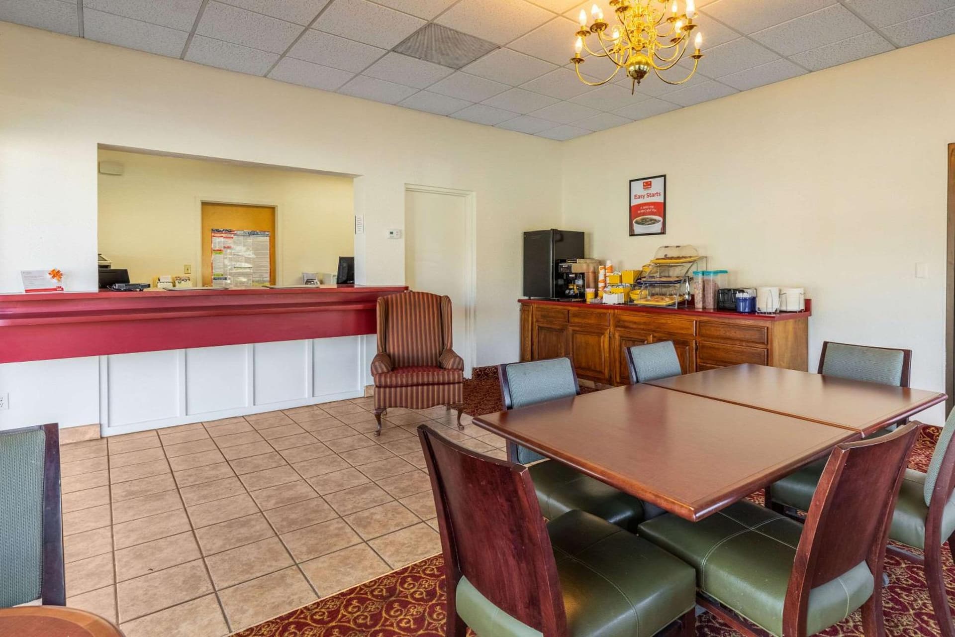 Econo Lodge Middlesboro property views in Middlesboro, KY — gallery photo 3