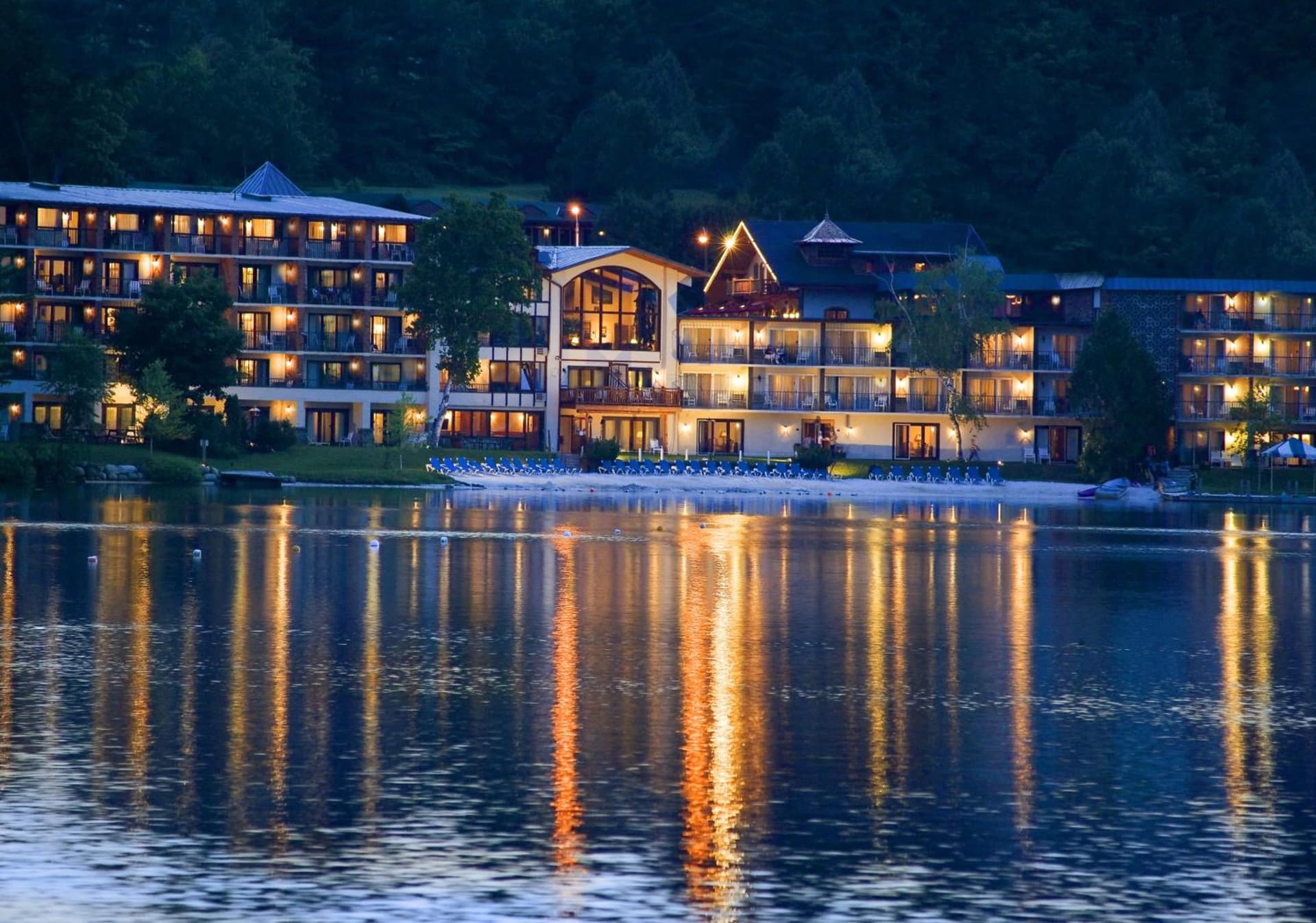 Golden Arrow Lakeside Resort property views in Lake Placid, NY — gallery photo 3