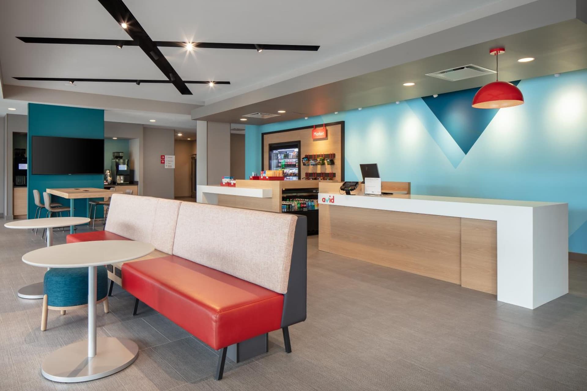 avid hotels - Madison - Monona by IHG gallery photo in Monona, WI — image 9