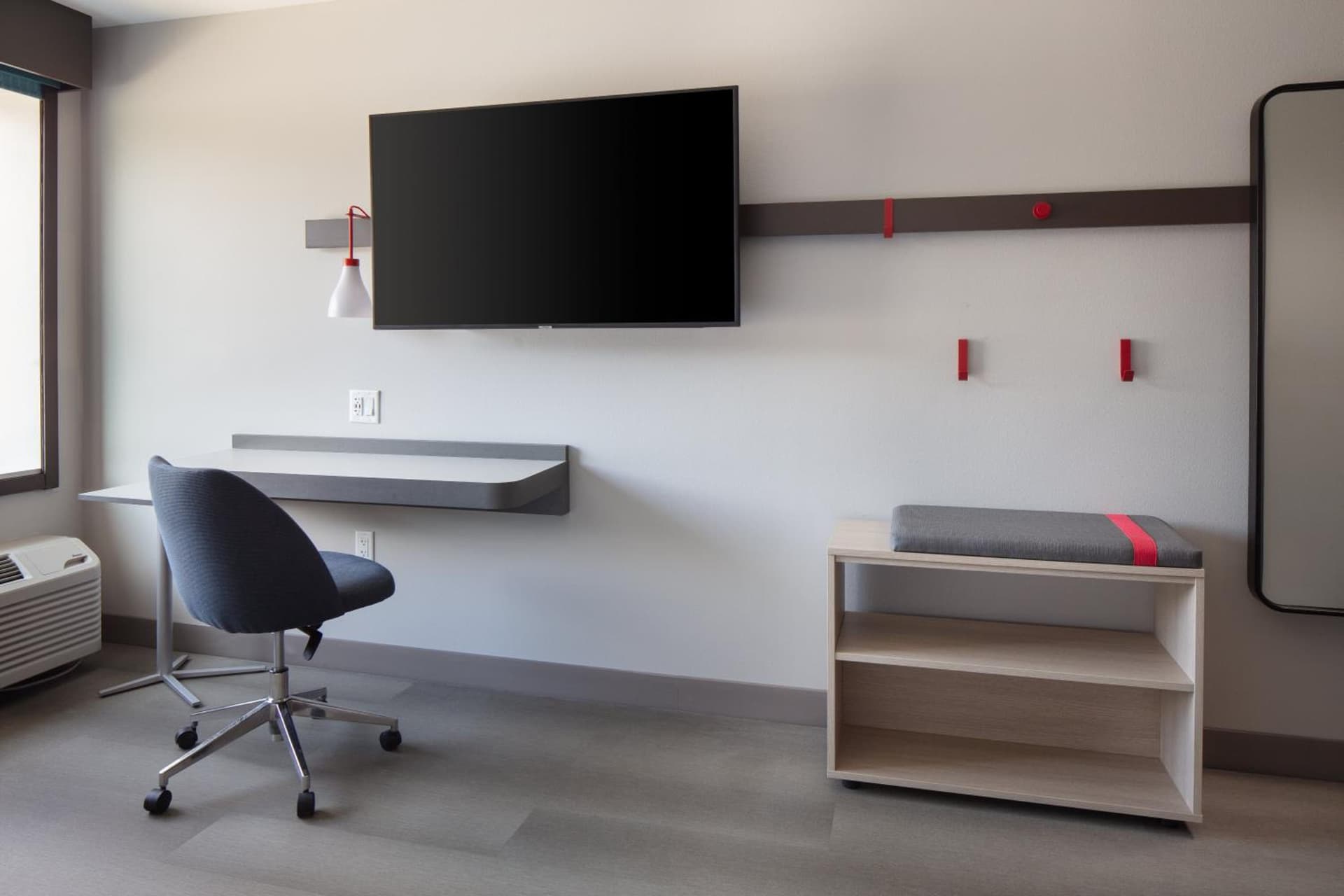 avid hotels - Madison - Monona by IHG gallery photo in Monona, WI — image 5