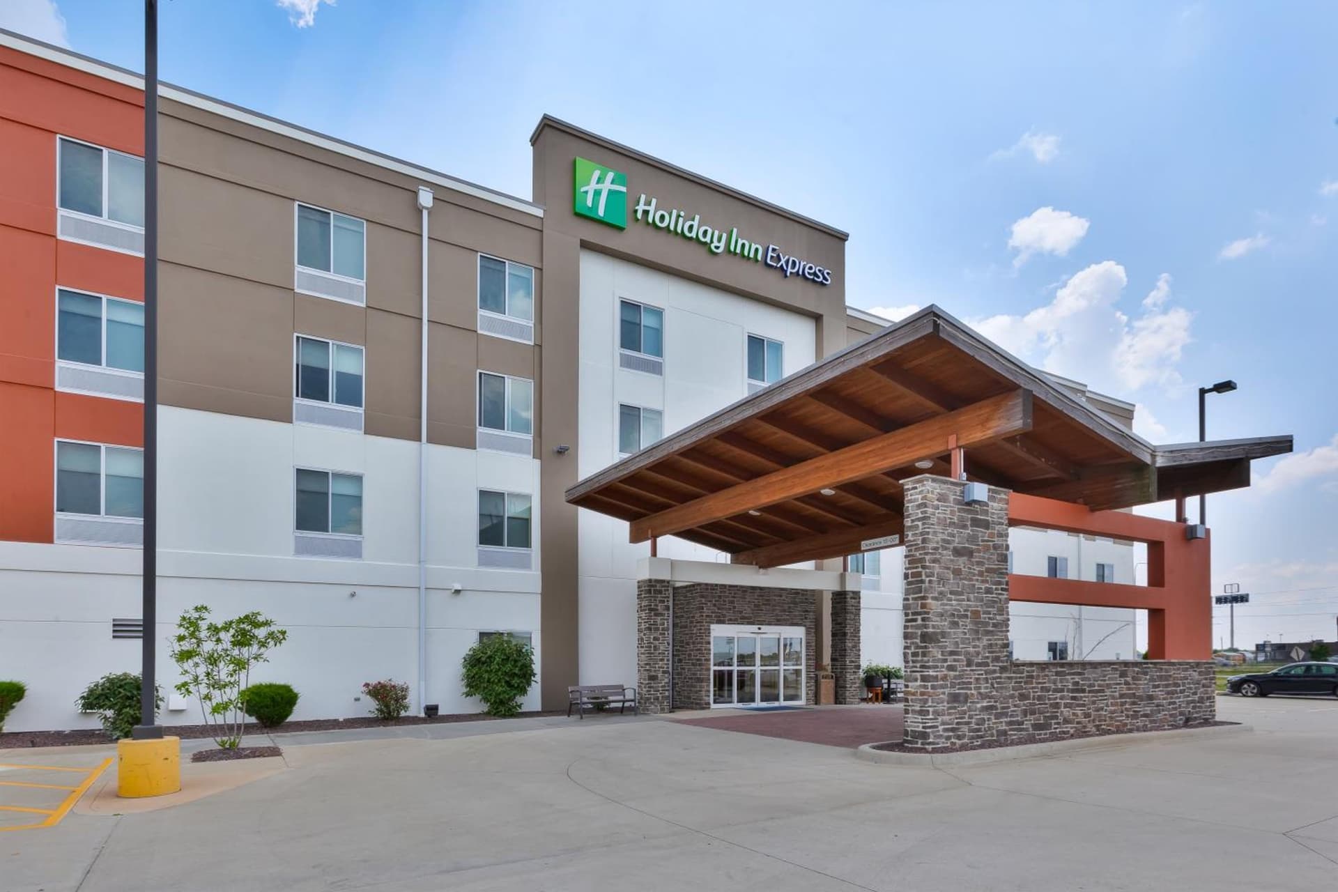 Holiday Inn Express & Suites - Effingham by IHG featured exterior or lobby in Effingham, IL — similar hotel