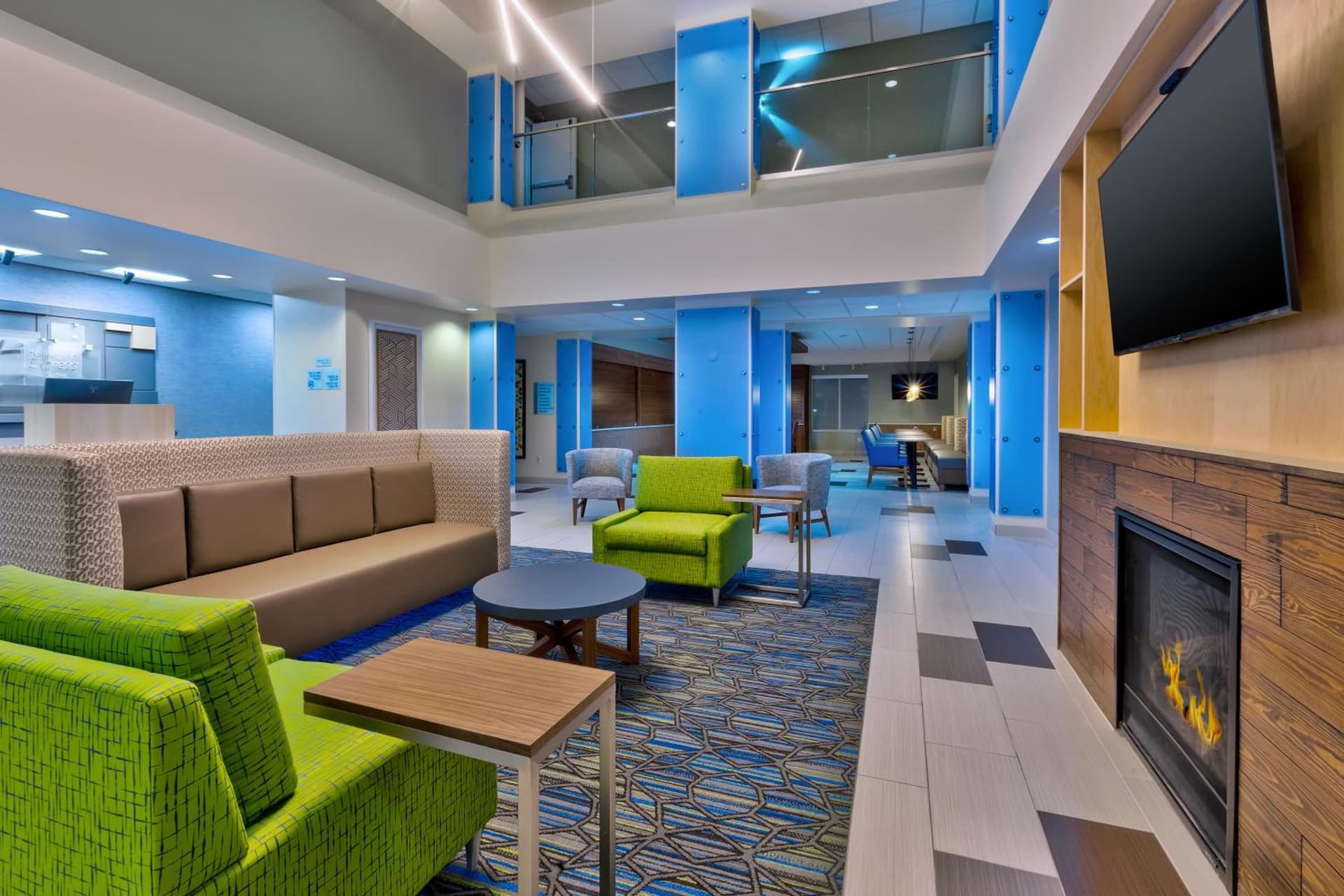 Holiday Inn Express & Suites - Effingham by IHG property views in Effingham, IL — gallery photo 3