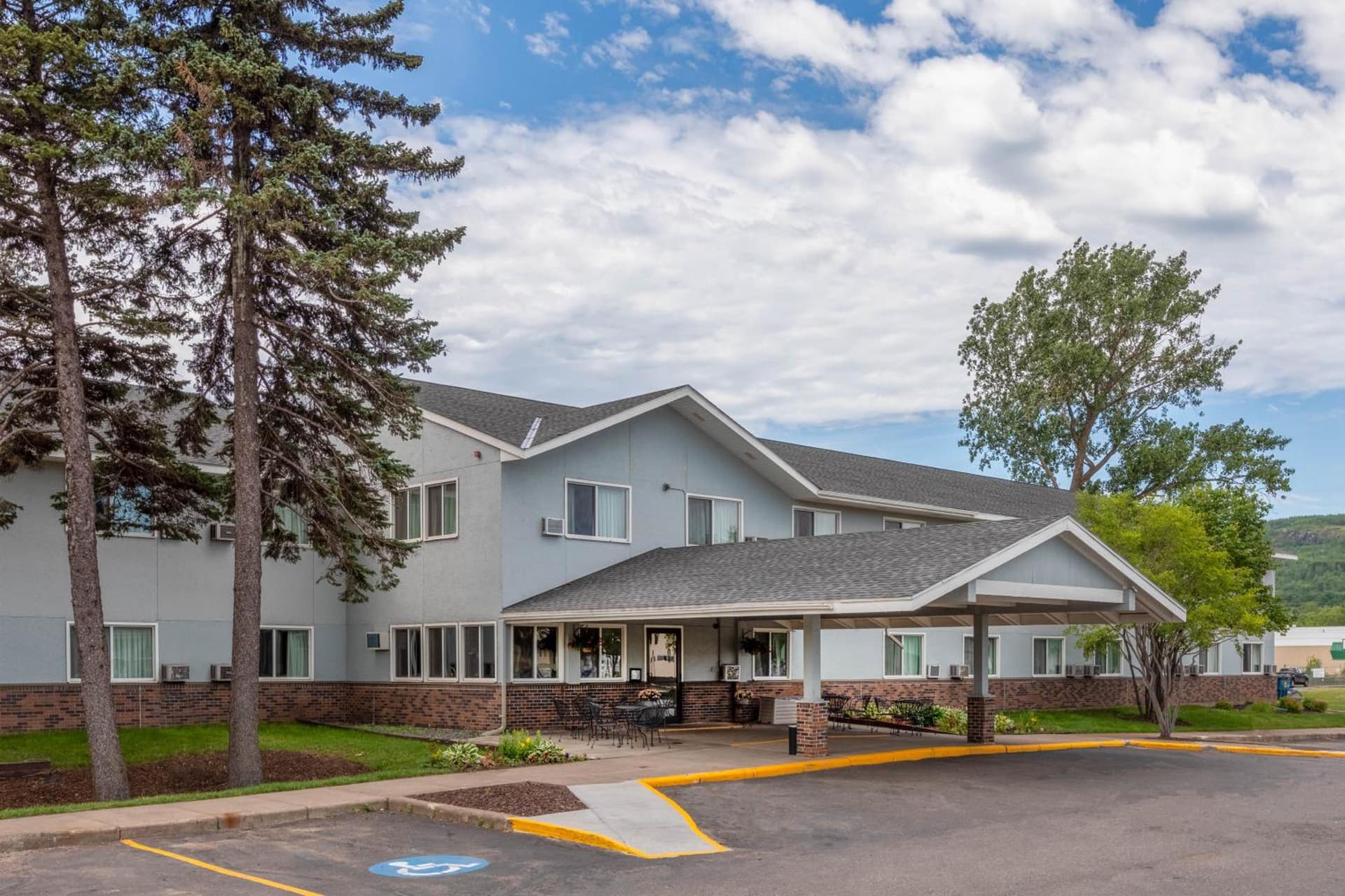 Super 8 by Wyndham Duluth gallery photo in Duluth, MN — image 26