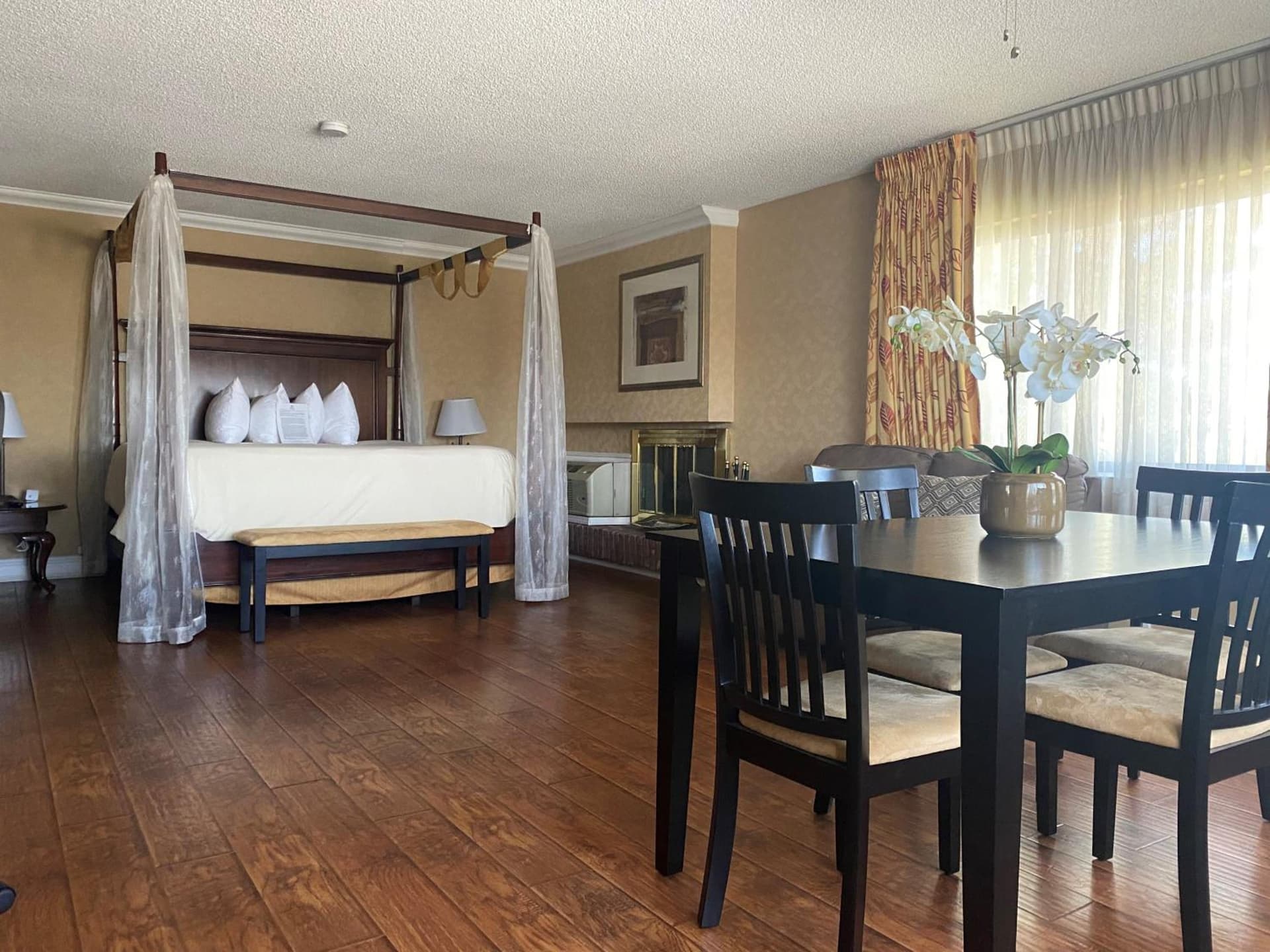 SureStay Plus Hotel by Best Western Reno Airport gallery photo in Reno, NV — image 5