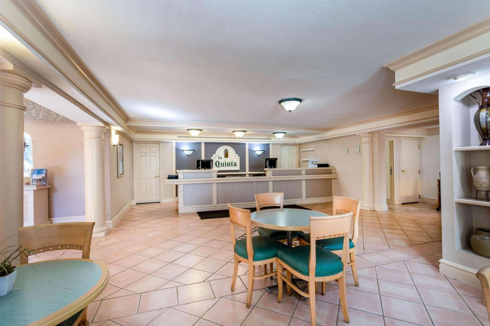 La Quinta Inn by Wyndham Tallahassee North gallery photo in Tallahassee, FL — image 63