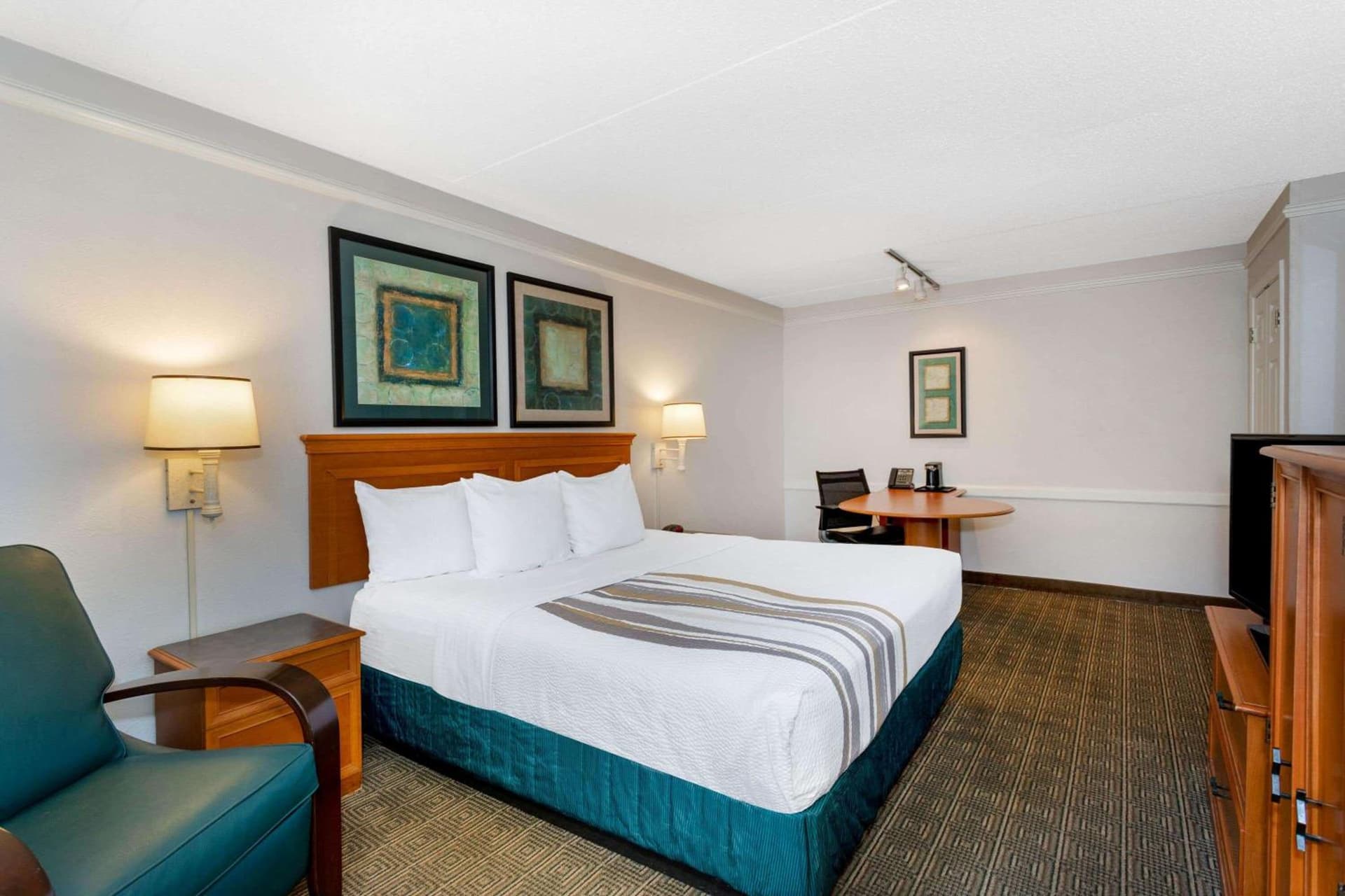 La Quinta Inn by Wyndham Tallahassee North gallery photo in Tallahassee, FL — image 43