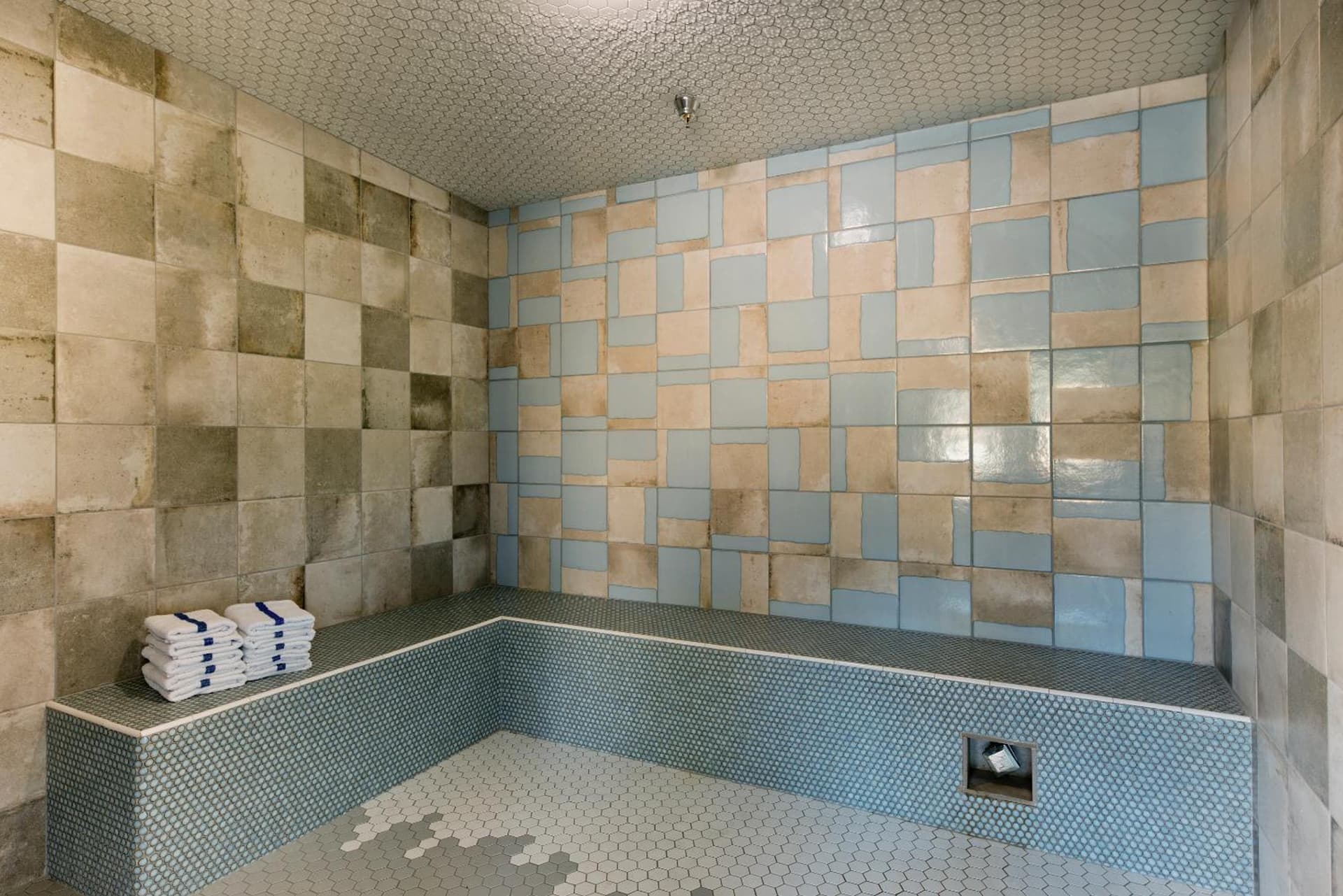 Oxford Suites Paso Robles gallery photo in Paso Robles, CA — image 40