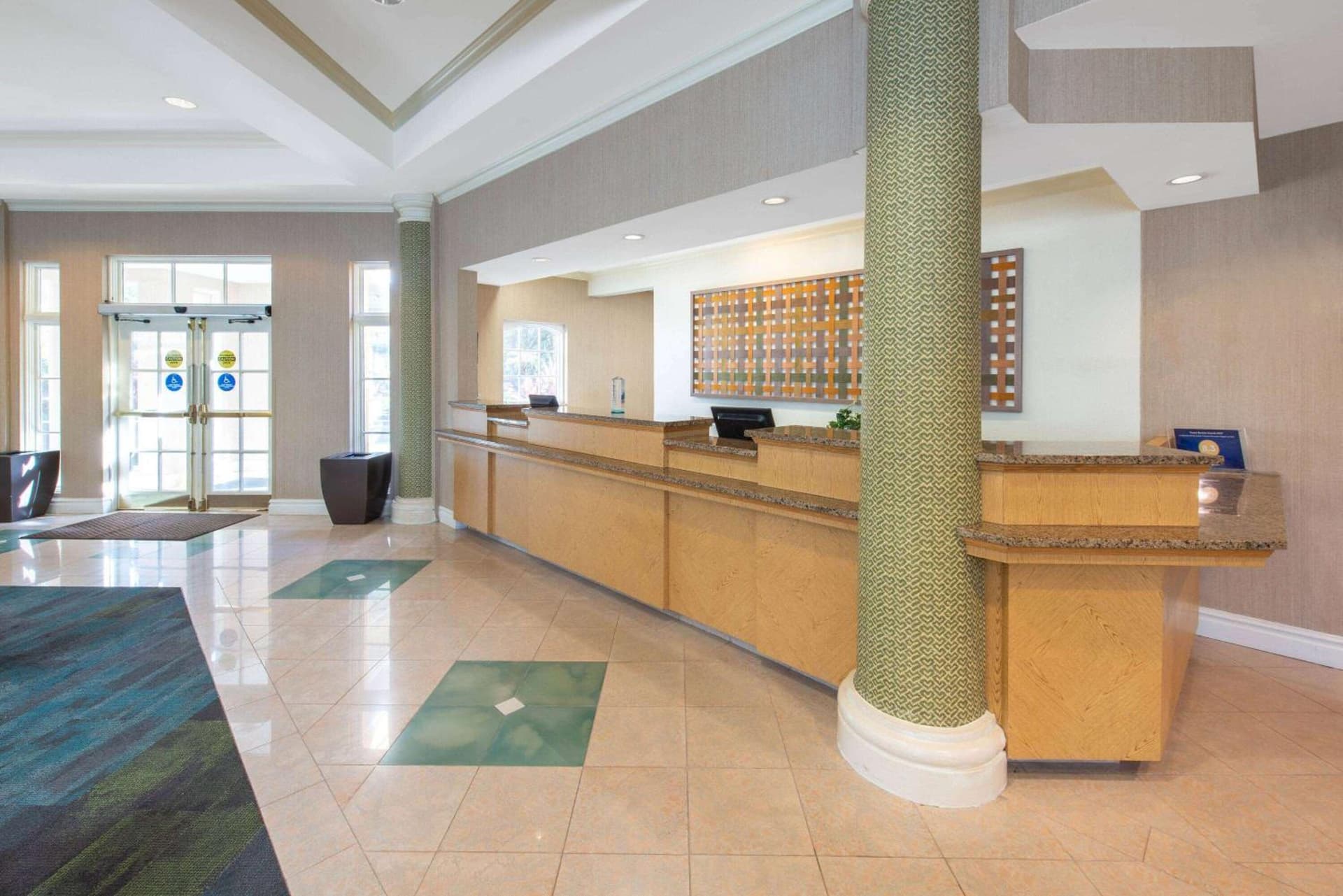 La Quinta by Wyndham Tampa Brandon Regency Park gallery photo in Brandon, FL — image 28