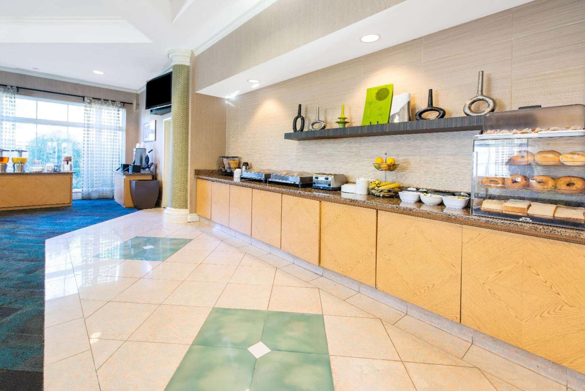 La Quinta by Wyndham Tampa Brandon Regency Park gallery photo in Brandon, FL — image 15