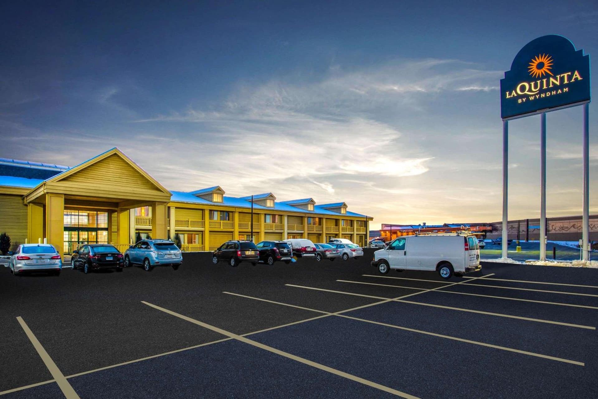La Quinta Inn by Wyndham Oshkosh gallery photo in Oshkosh, WI — image 36