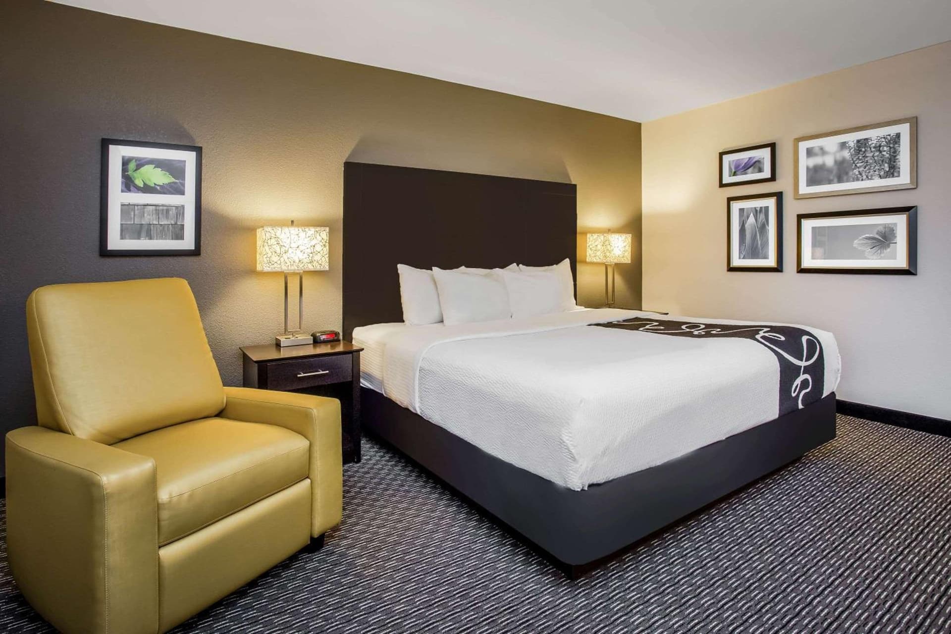 La Quinta Inn by Wyndham Oshkosh gallery photo in Oshkosh, WI — image 49