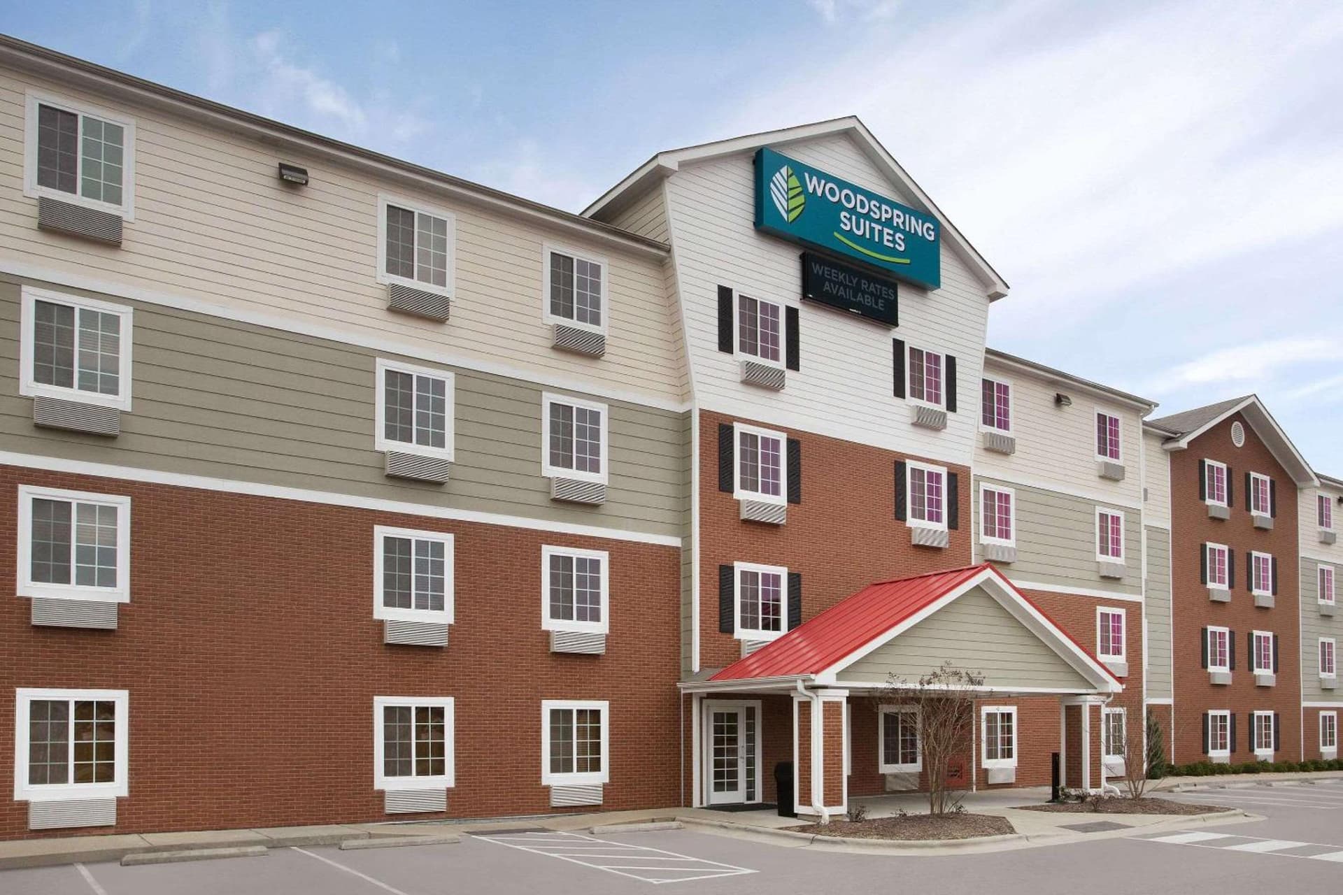 WoodSpring Suites Raleigh Northeast Wake Forest interior in Raleigh, NC — gallery photo 2