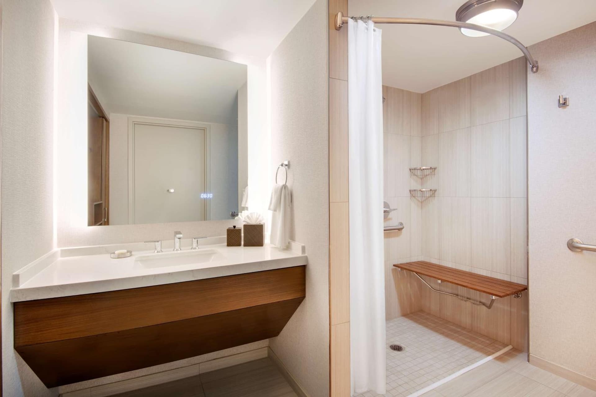 Hyatt Regency Dulles International Airport property views in Herndon, VA — gallery photo 3