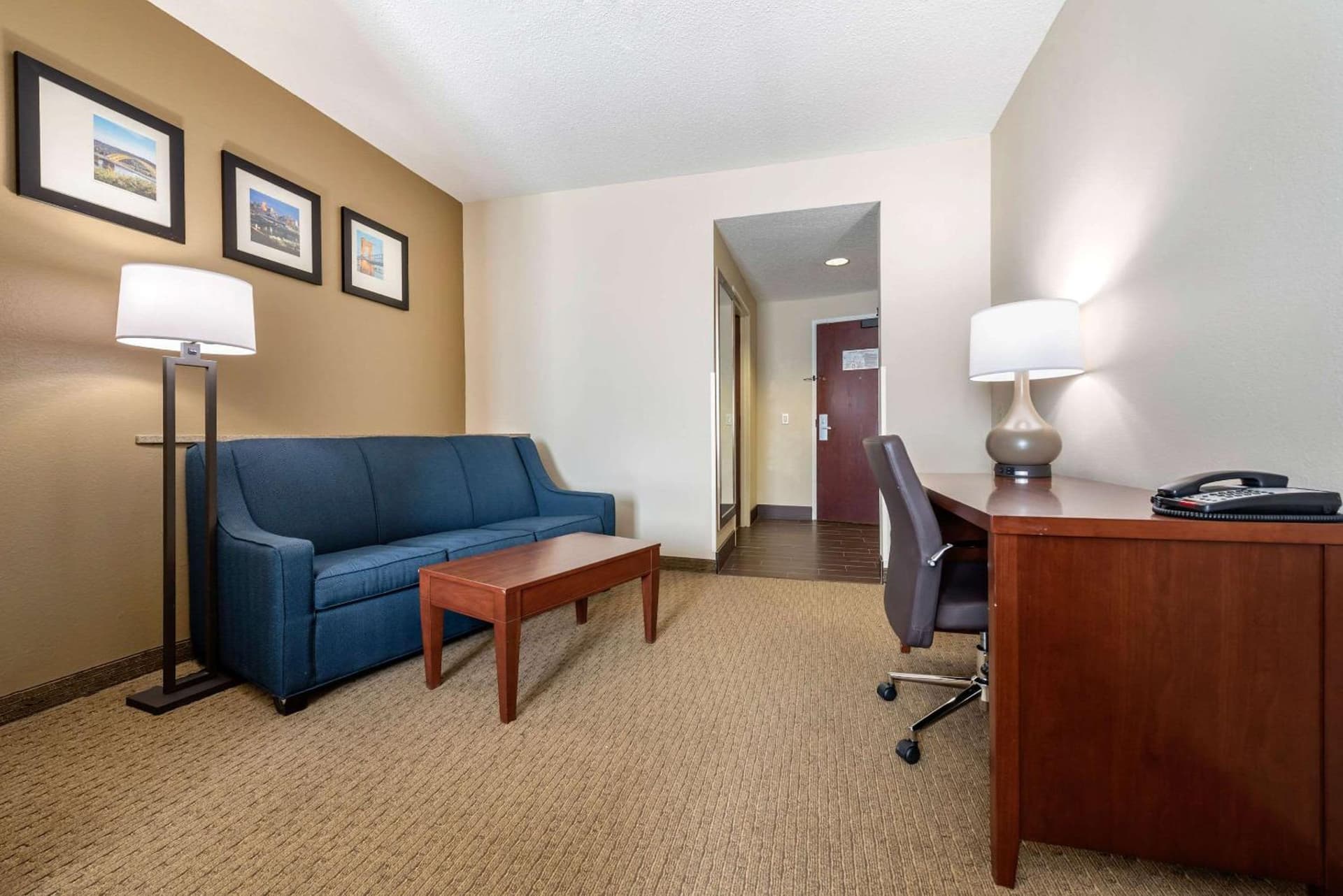 Holiday Inn Express & Suites Hebron - Cincinnati Airport by IHG property views in Hebron, KY — gallery photo 3