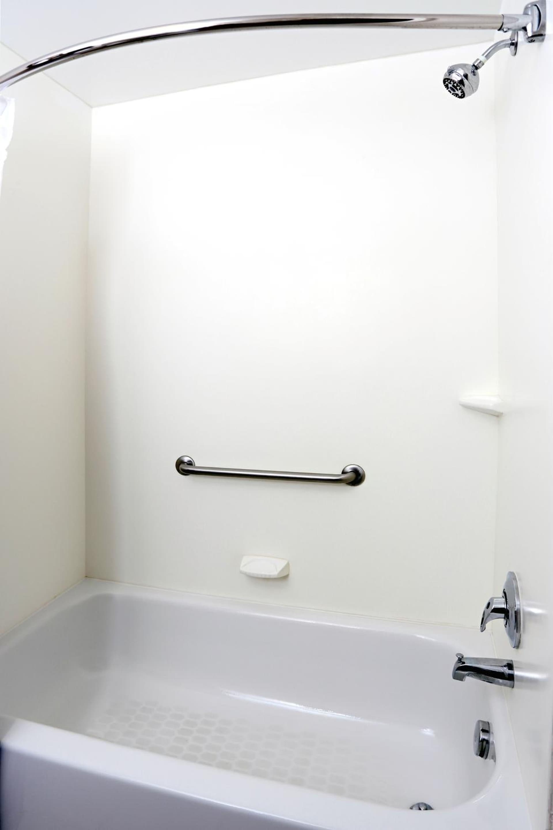 La Quinta Inn & Suites by Wyndham Norfolk gallery photo in Norfolk, VA — image 29