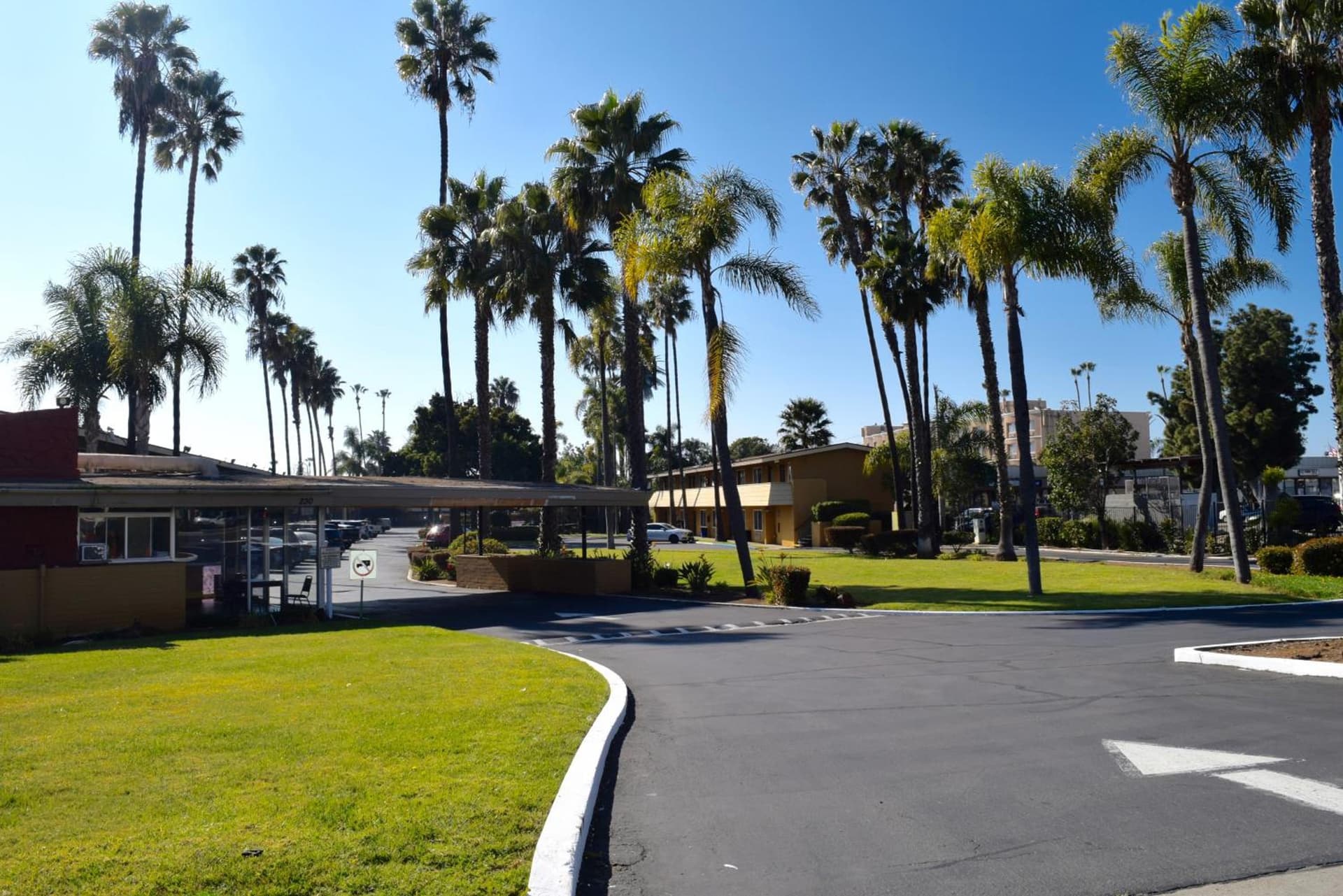 Hotel Palmeras Chula Vista gallery photo in Chula Vista, CA — image 14