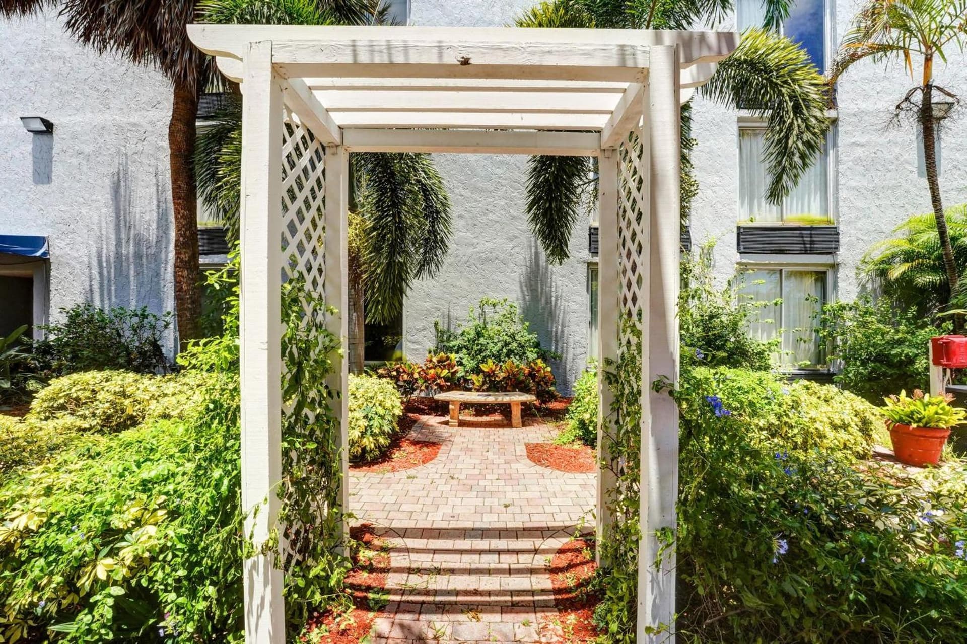 Plaza Hotel Fort Lauderdale gallery photo in Fort Lauderdale, FL — image 18
