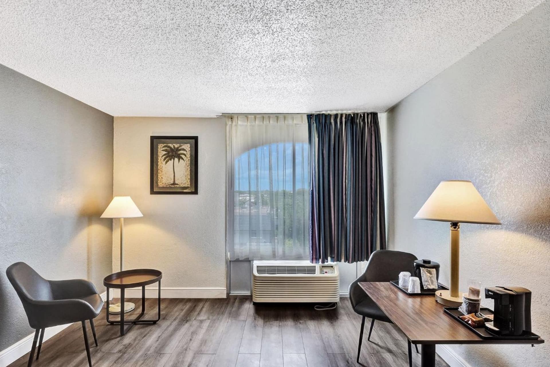 Plaza Hotel Fort Lauderdale gallery photo in Fort Lauderdale, FL — image 7