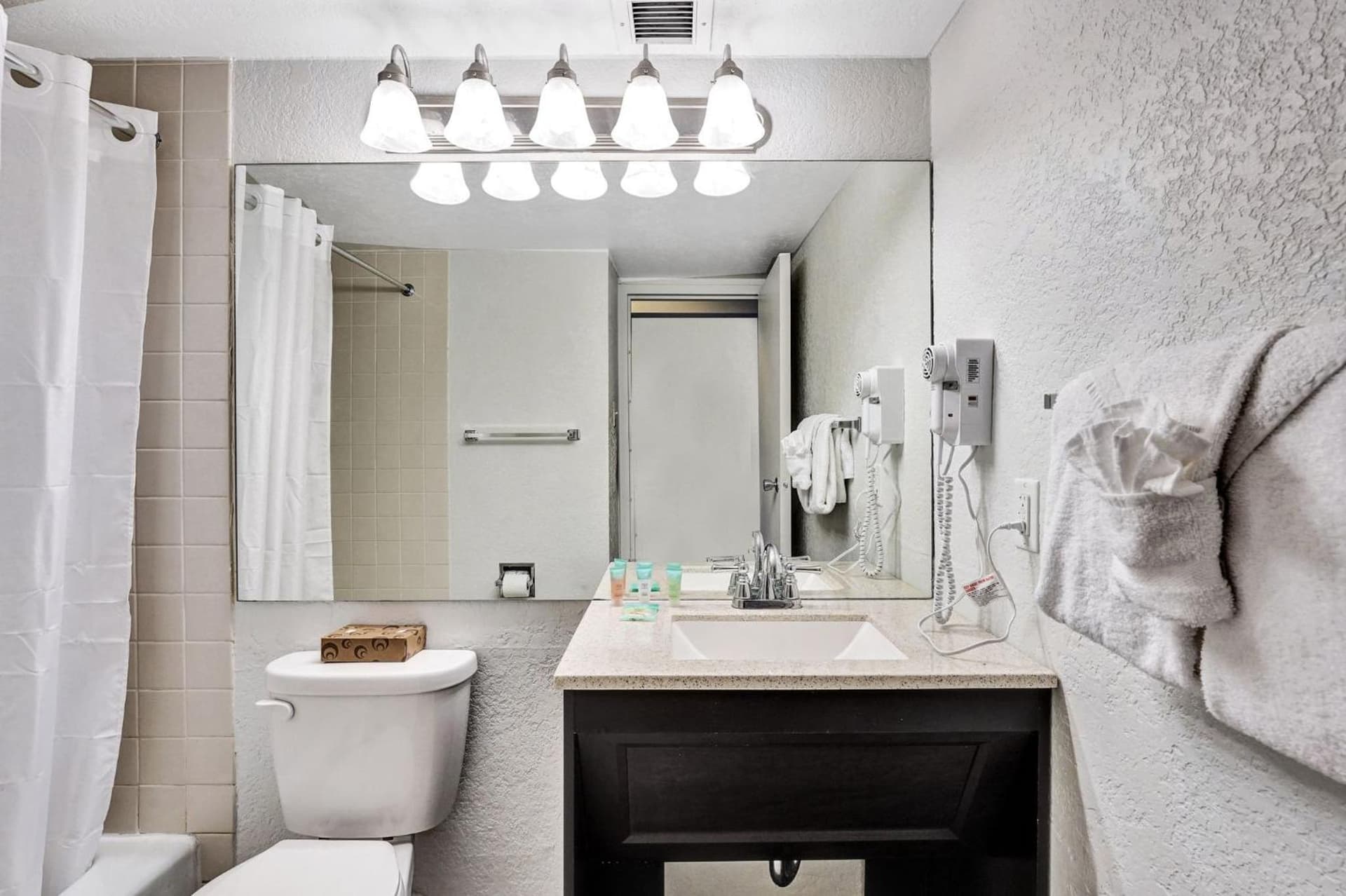 Plaza Hotel Fort Lauderdale gallery photo in Fort Lauderdale, FL — image 16