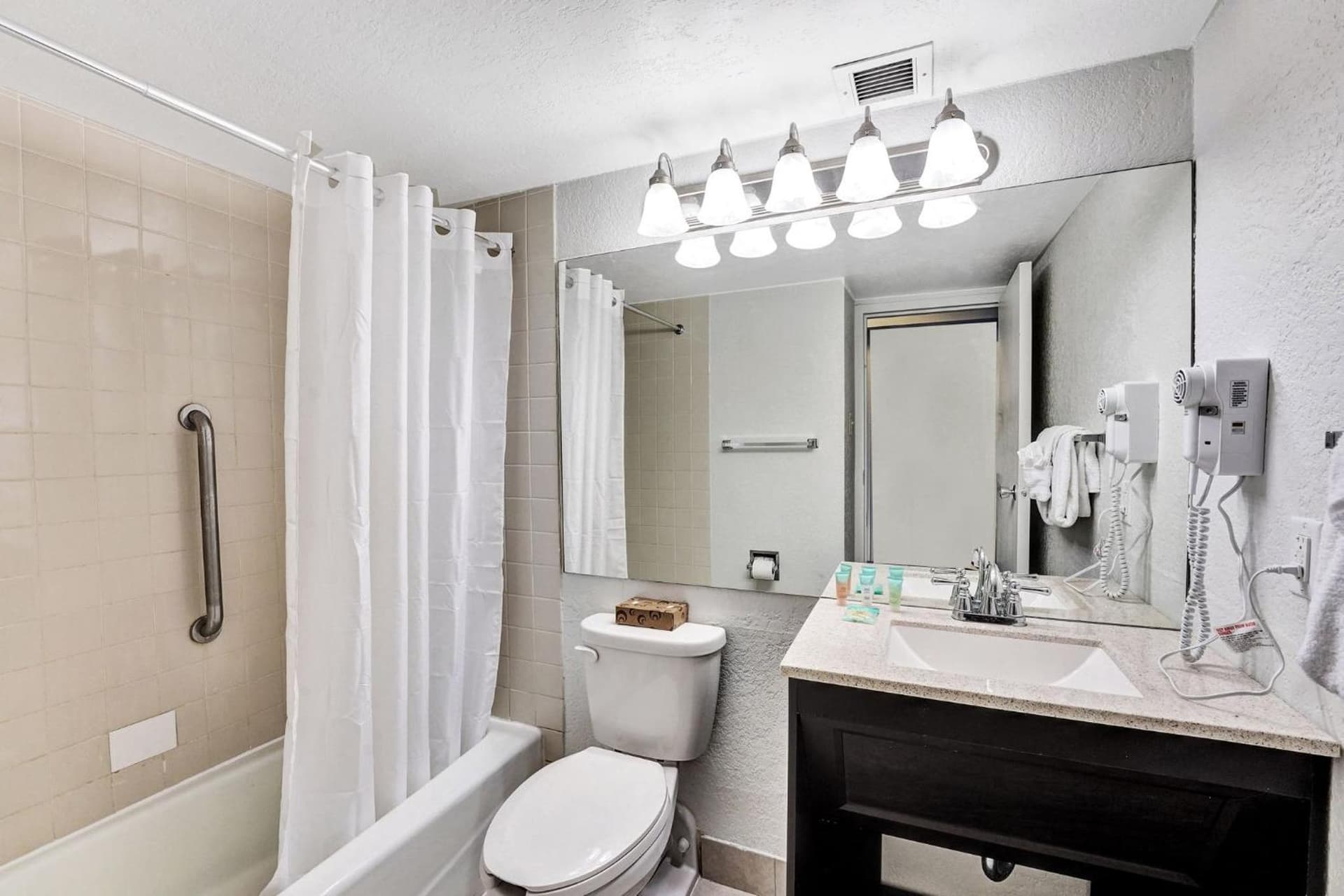 Plaza Hotel Fort Lauderdale gallery photo in Fort Lauderdale, FL — image 31