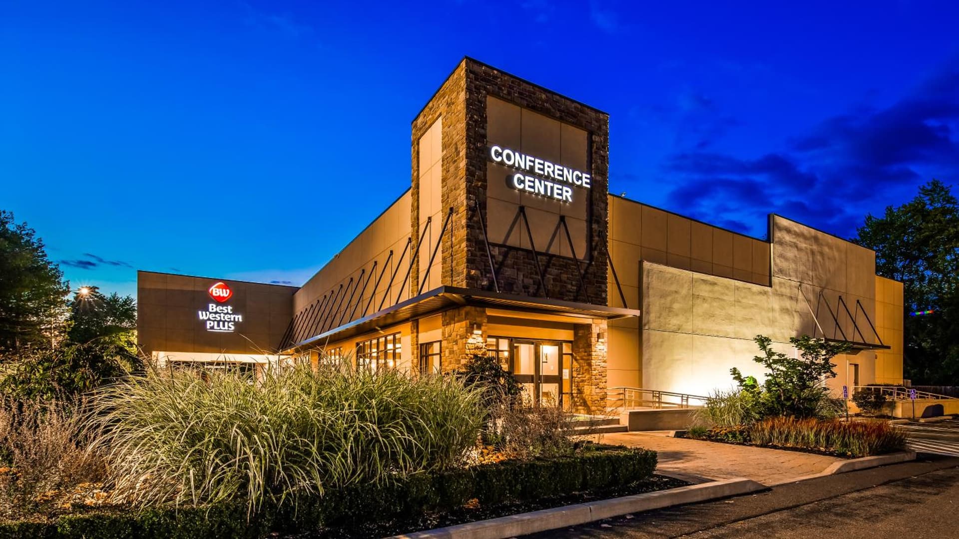 Best Western Plus Kingston Hotel and Conference Center gallery photo in Kingston, NY — image 4