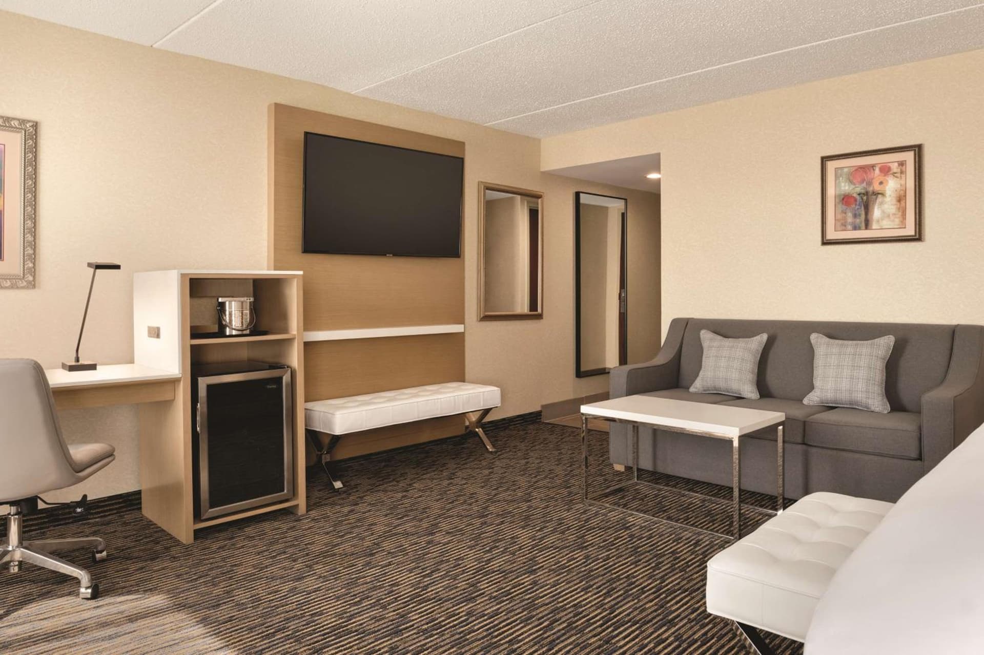Wyndham Garden Conference Center Champaign - Urbana property views in Champaign, IL — gallery photo 3