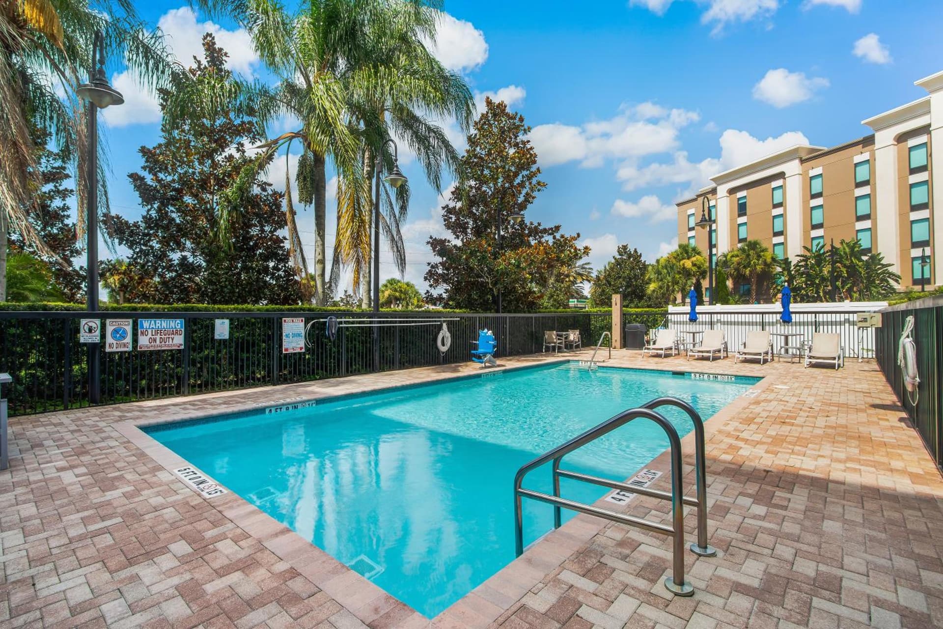 Holiday Inn Express Hotel & Suites Orlando - Apopka by IHG gallery photo in Orlando, FL — image 25