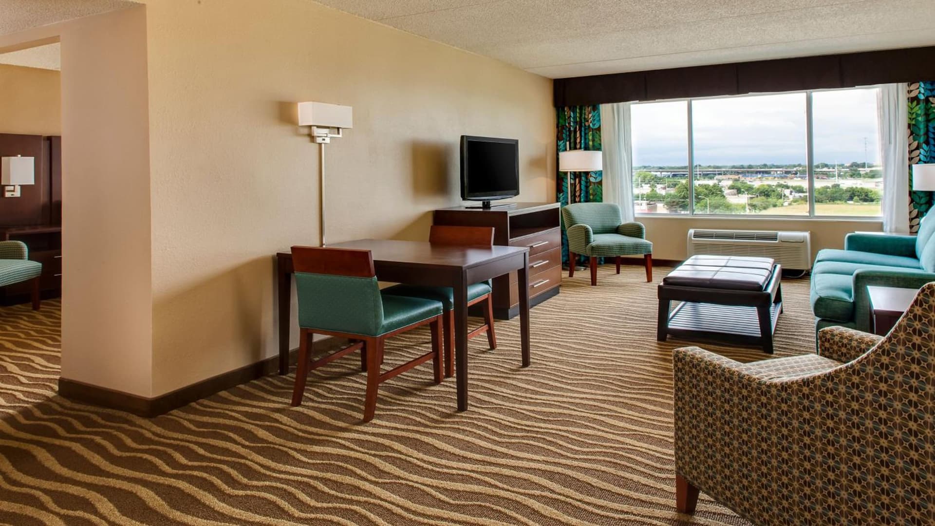 Holiday Inn Hotel & Suites Overland Park-West by IHG gallery photo in Overland Park, KS — image 4