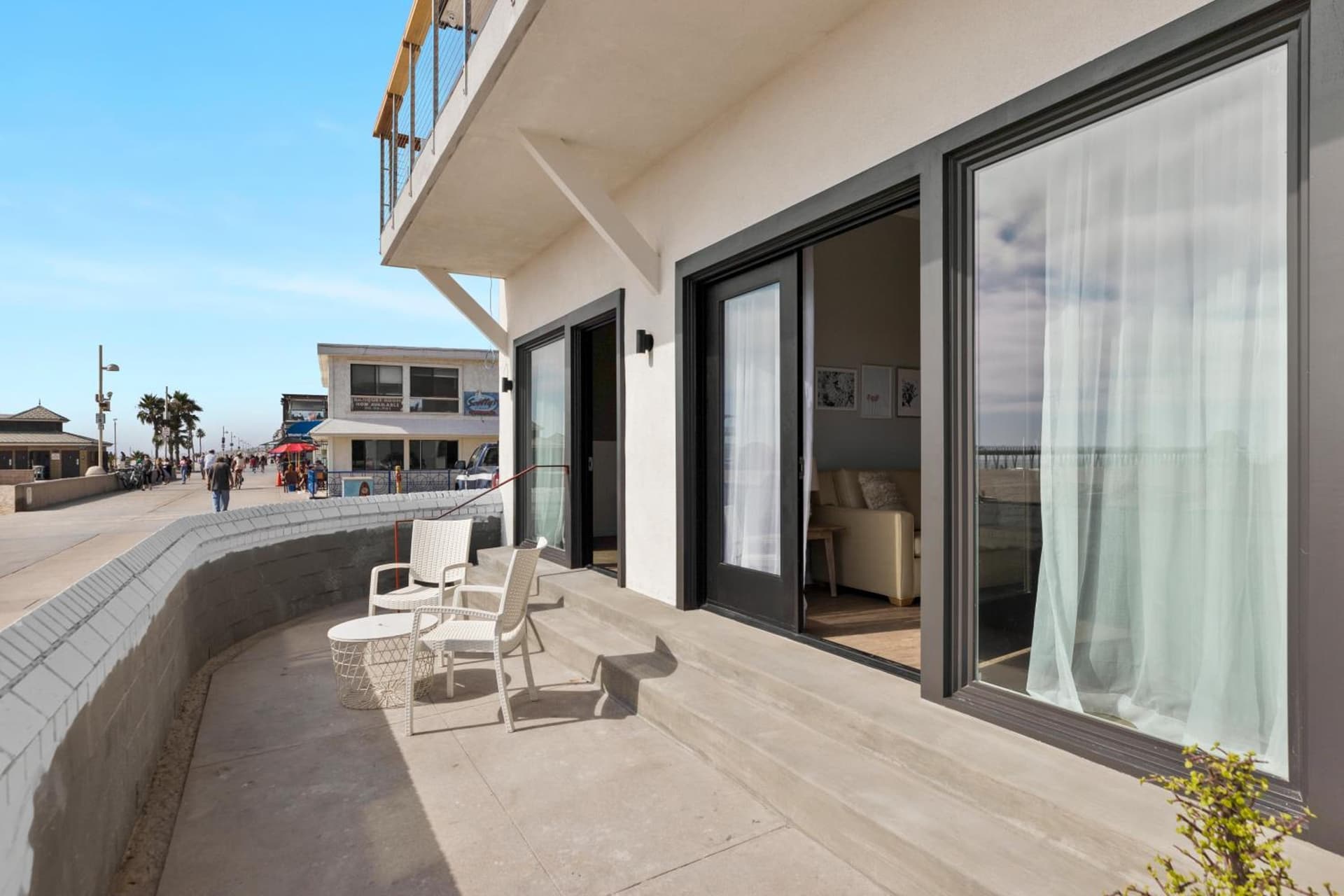 Sea Sprite Beach Club property views in Hermosa Beach, CA — gallery photo 3