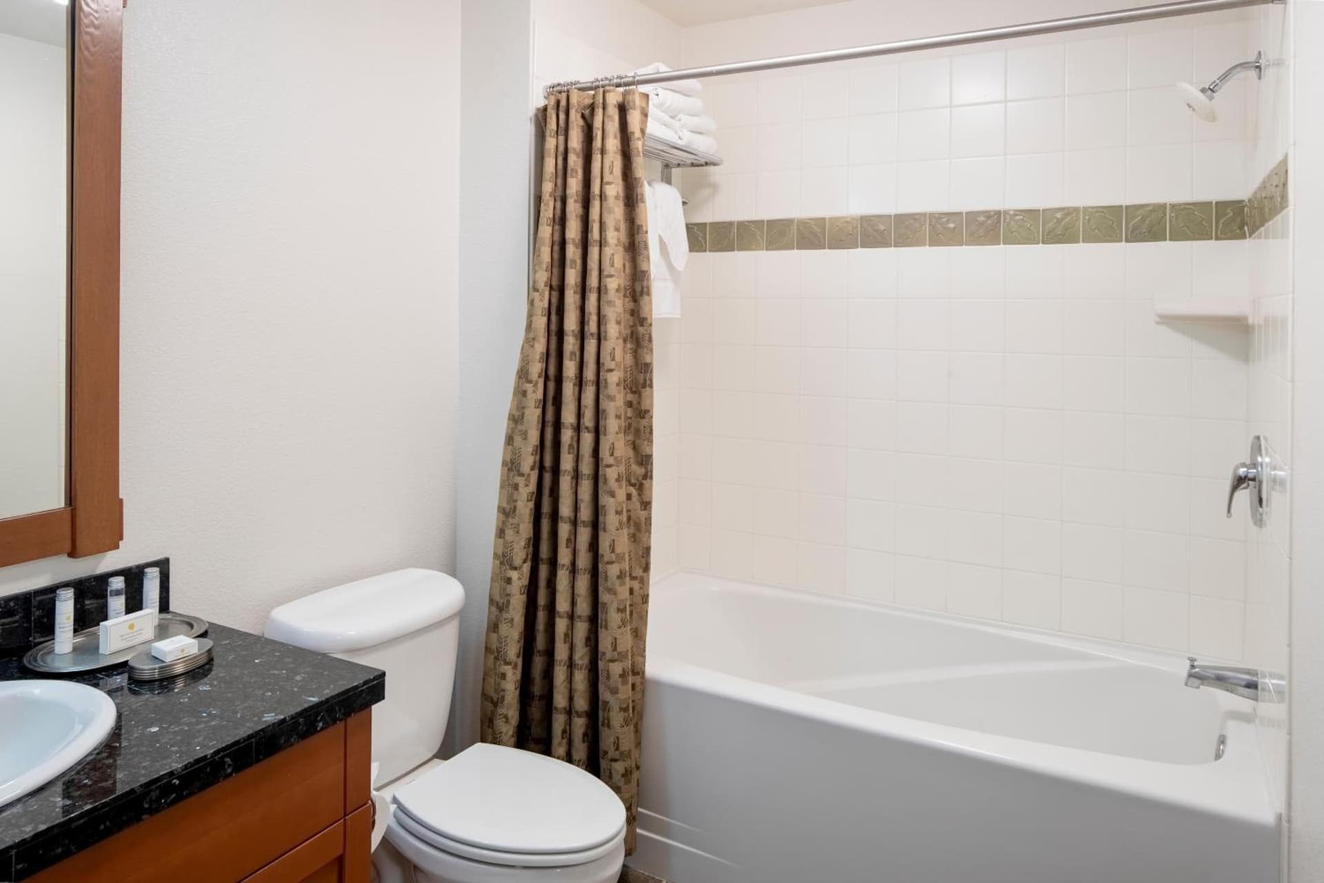 The Village Lodge property views in Mammoth Lakes, CA — gallery photo 3
