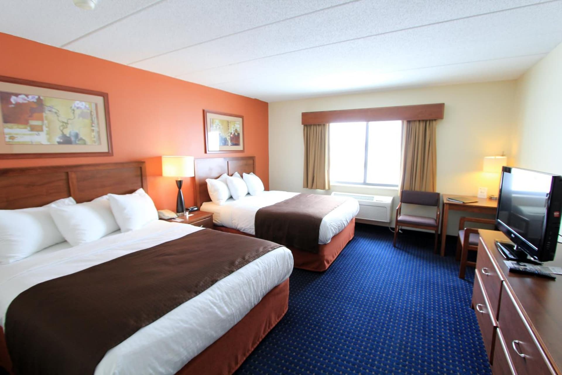 AmericInn by Wyndham Cedar Rapids Airport property views in Cedar Rapids, IA — gallery photo 3