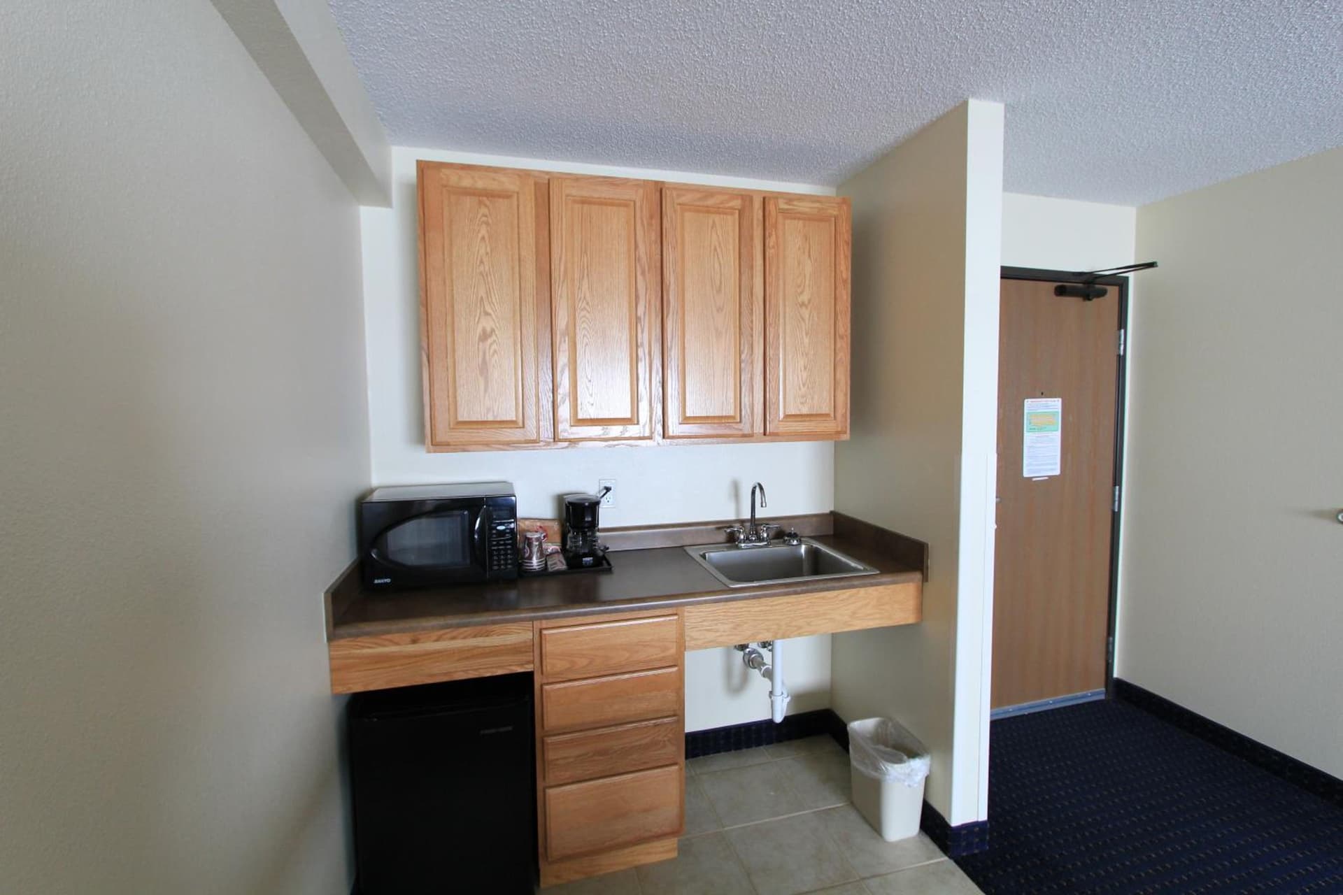 AmericInn by Wyndham Cedar Rapids Airport gallery photo in Cedar Rapids, IA — image 17