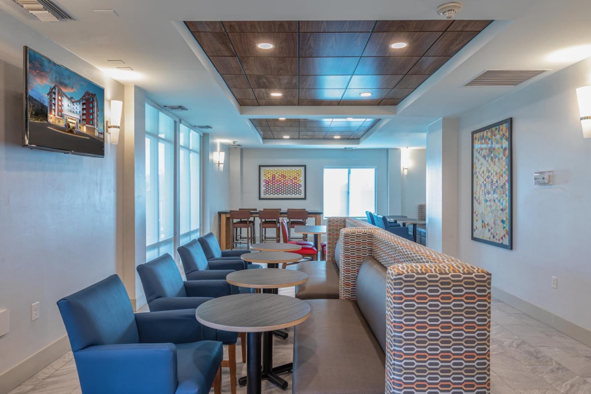 Holiday Inn Express & Suites Asheville Downtown by IHG gallery photo in Asheville, NC — image 7