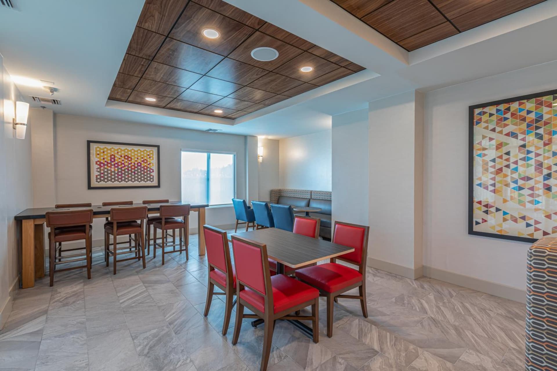 Holiday Inn Express & Suites Asheville Downtown by IHG property views in Asheville, NC — gallery photo 3