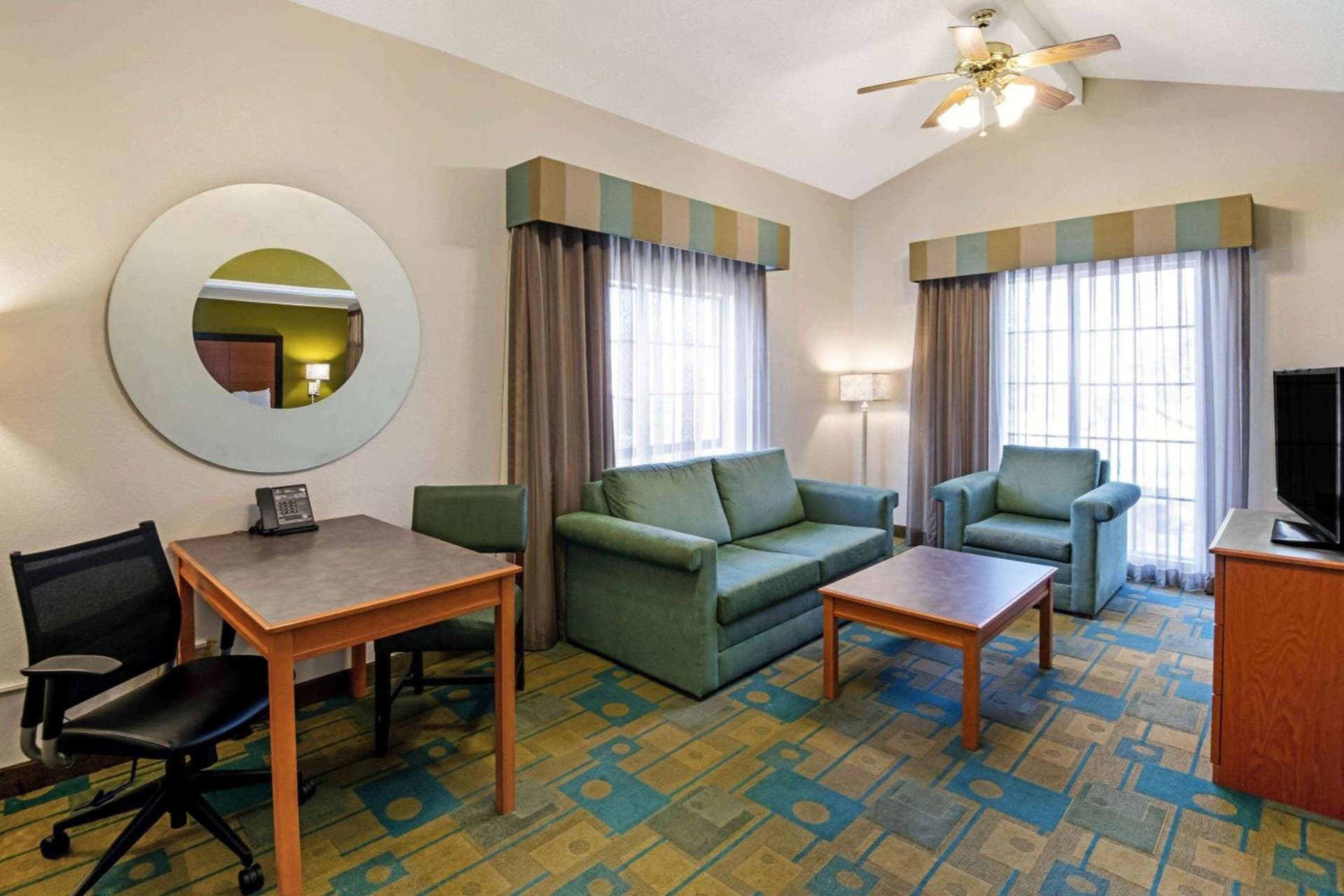 La Quinta Inn by Wyndham Amarillo Mid-City gallery photo in Amarillo, TX — image 56