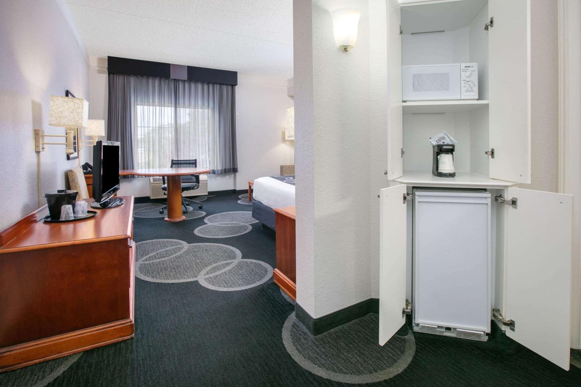 La Quinta by Wyndham Dallas North Central gallery photo in Dallas, TX — image 18