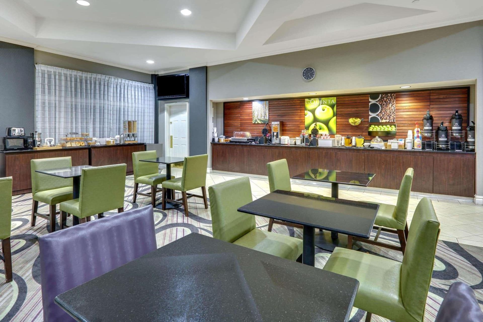 La Quinta by Wyndham Dallas North Central gallery photo in Dallas, TX — image 24