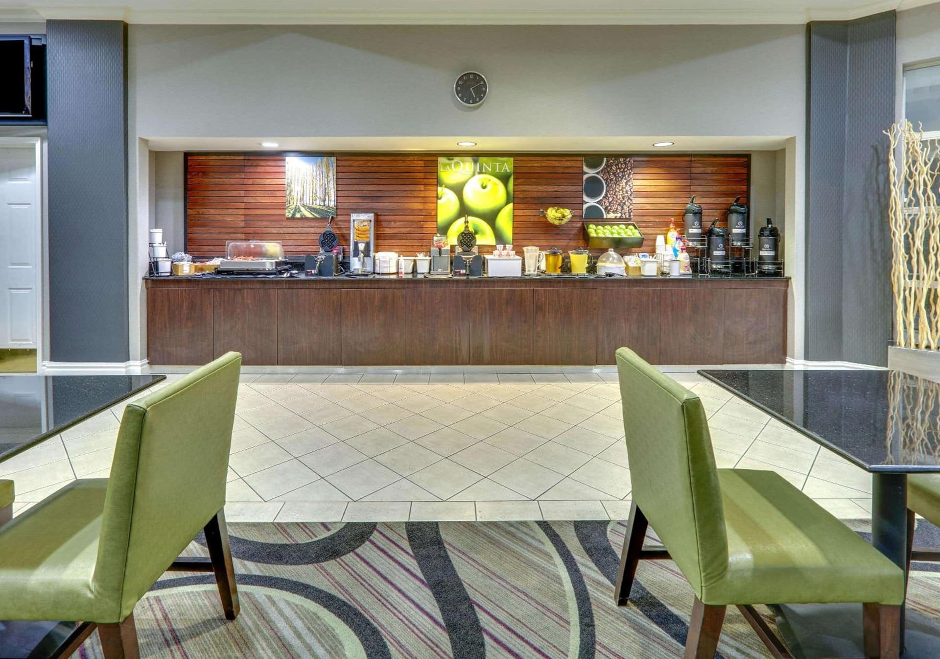 La Quinta by Wyndham Dallas North Central gallery photo in Dallas, TX — image 15
