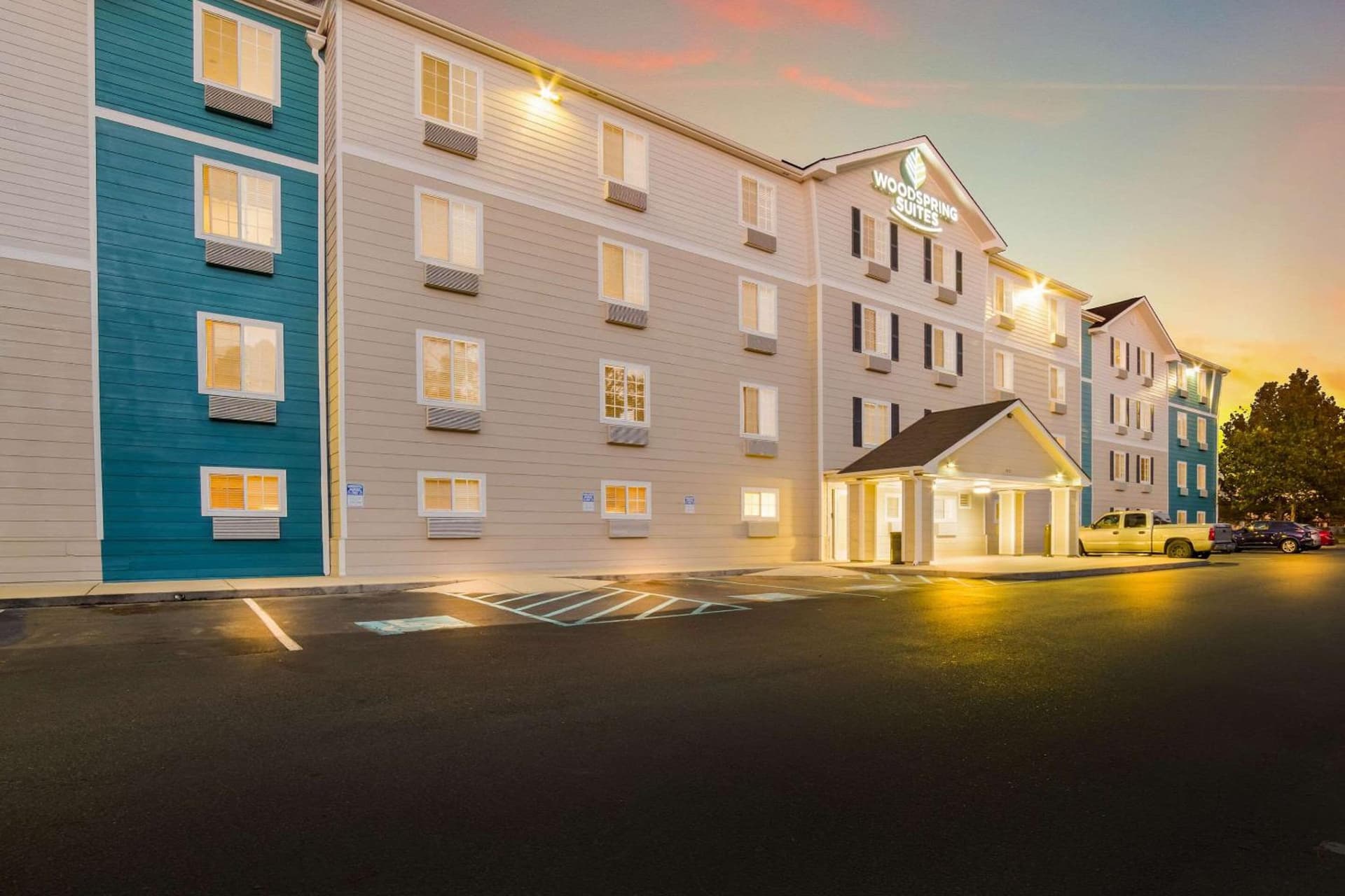 WoodSpring Suites North Charleston Airport I-526 gallery photo in North Charleston, SC — image 22