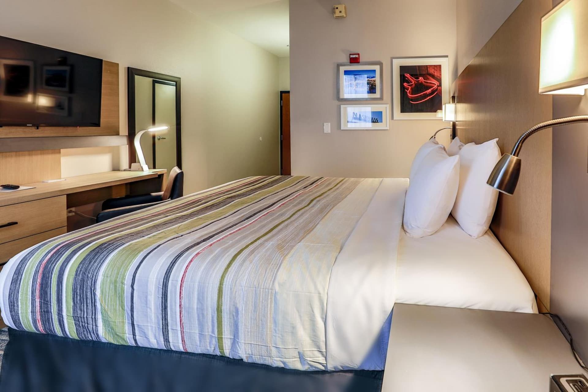 Country Inn & Suites by Radisson Nashville Airport TN gallery photo in Nashville, TN — image 66
